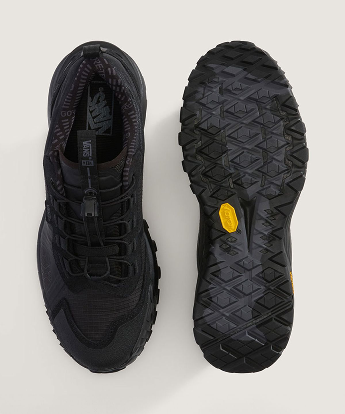 반스(VANS) MTE 크로스패스 XC 고어텍스 - 블랙아웃 / VN000DAM1OJ1