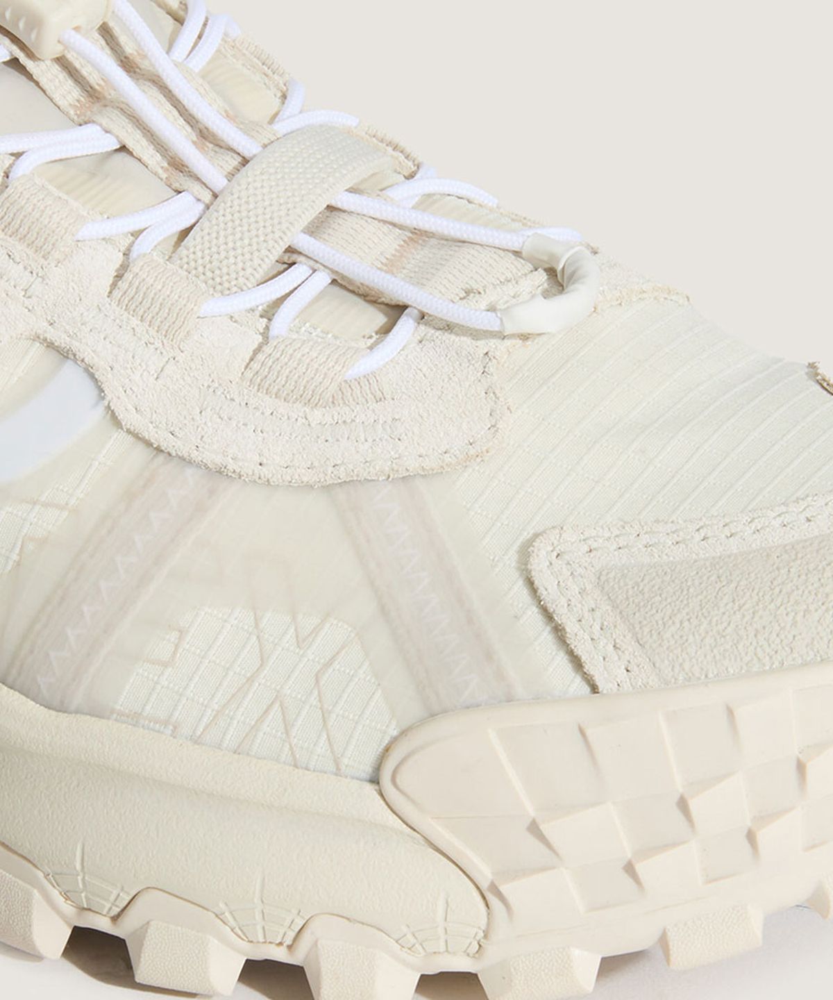 반스(VANS) MTE 크로스패스 XC 고어텍스 - 화이트 / VN000DAMWHT1