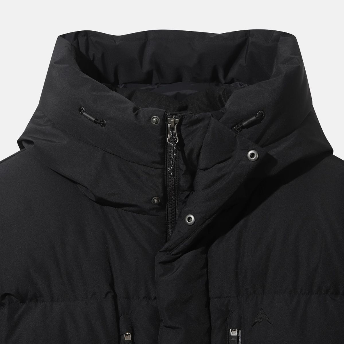 네파(NEPA) 7LF2088 공용 에센셜 헤비 다운 자켓_BLACK