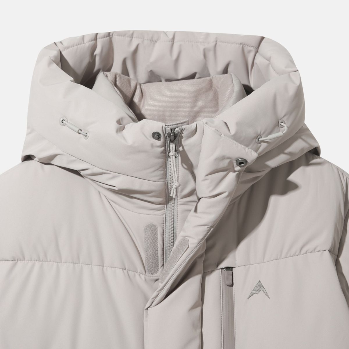 네파(NEPA) 7LF2089 공용 에센셜 헤비 롱다운 자켓_GREYISH BEIGE