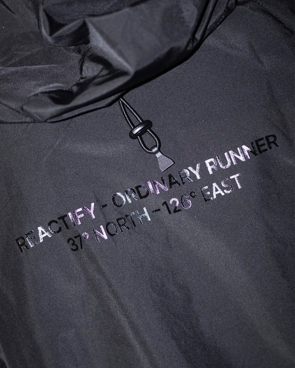 리액티파이(REACTIFY) Women’s Light On Windbreaker
