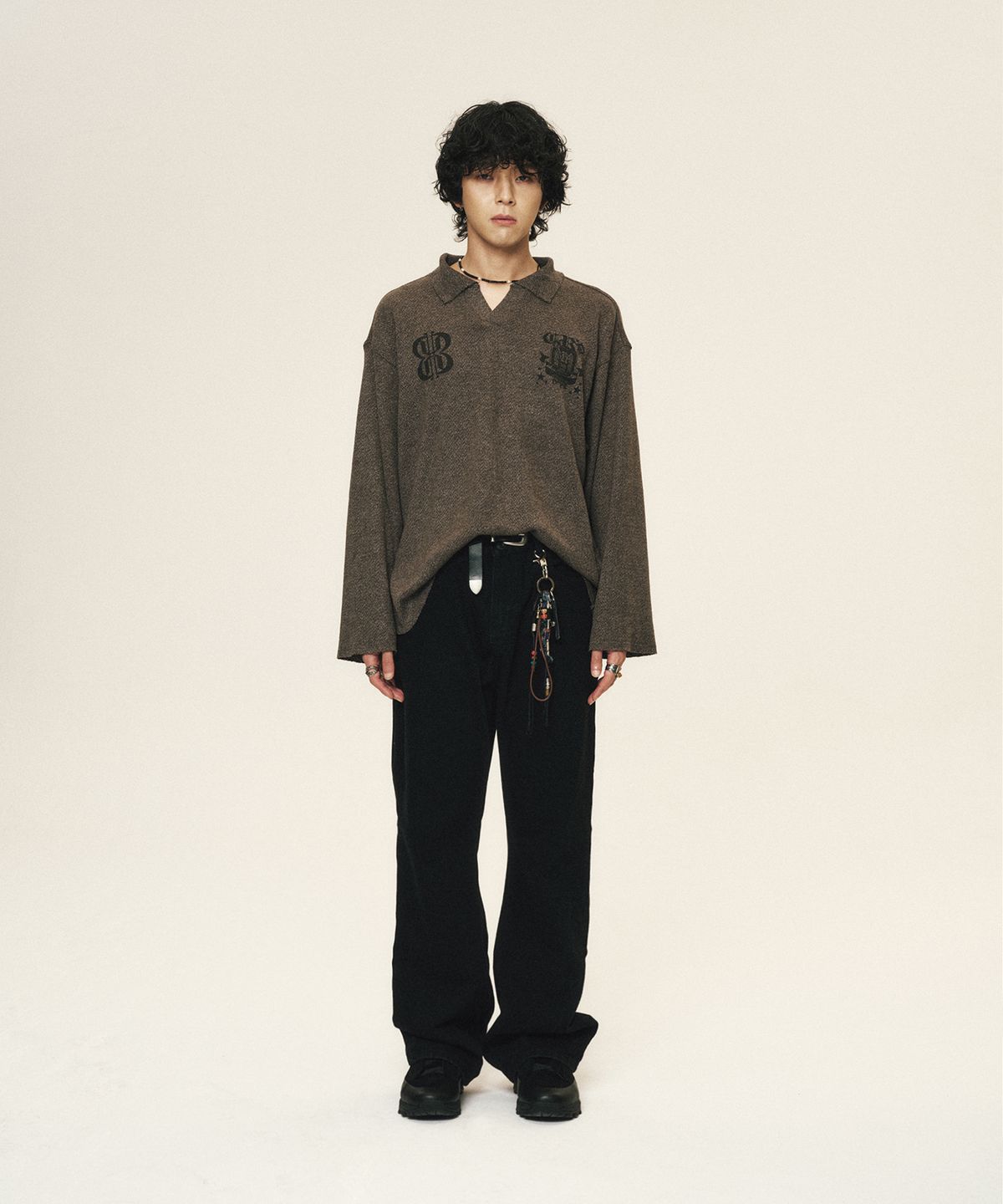 코드(CORD) 러스트 필드 오픈 카라 니트_Dark Gray