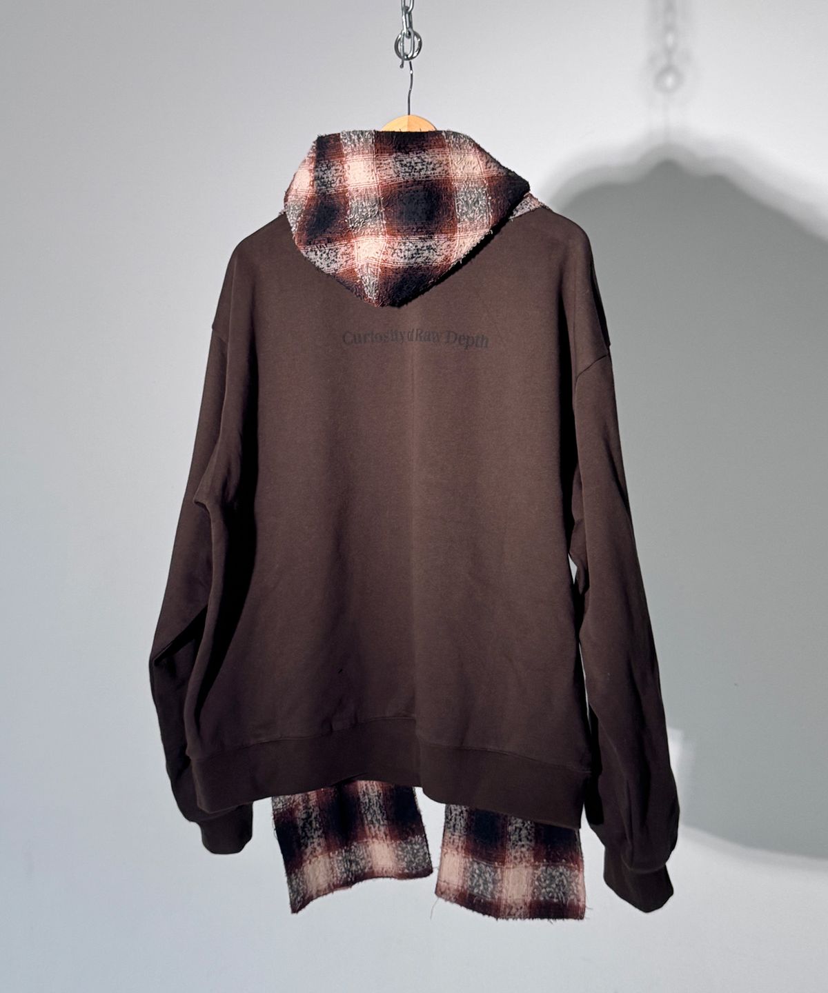 코드(CORD) 디스커버드 키트 후드 머플러_Boucle-Check BR