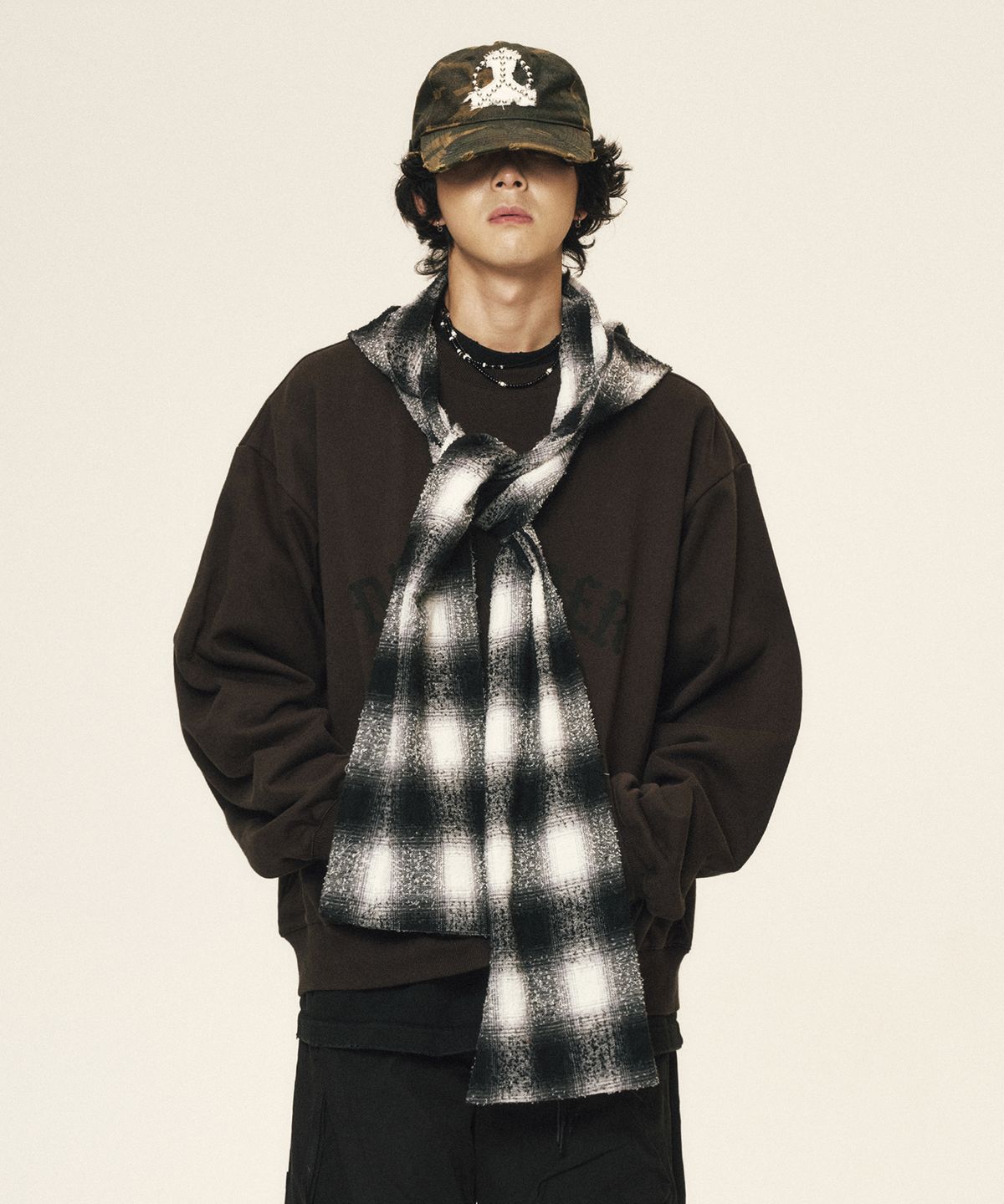 코드(CORD) 디스커버드 키트 후드 머플러_Boucle-Check BK