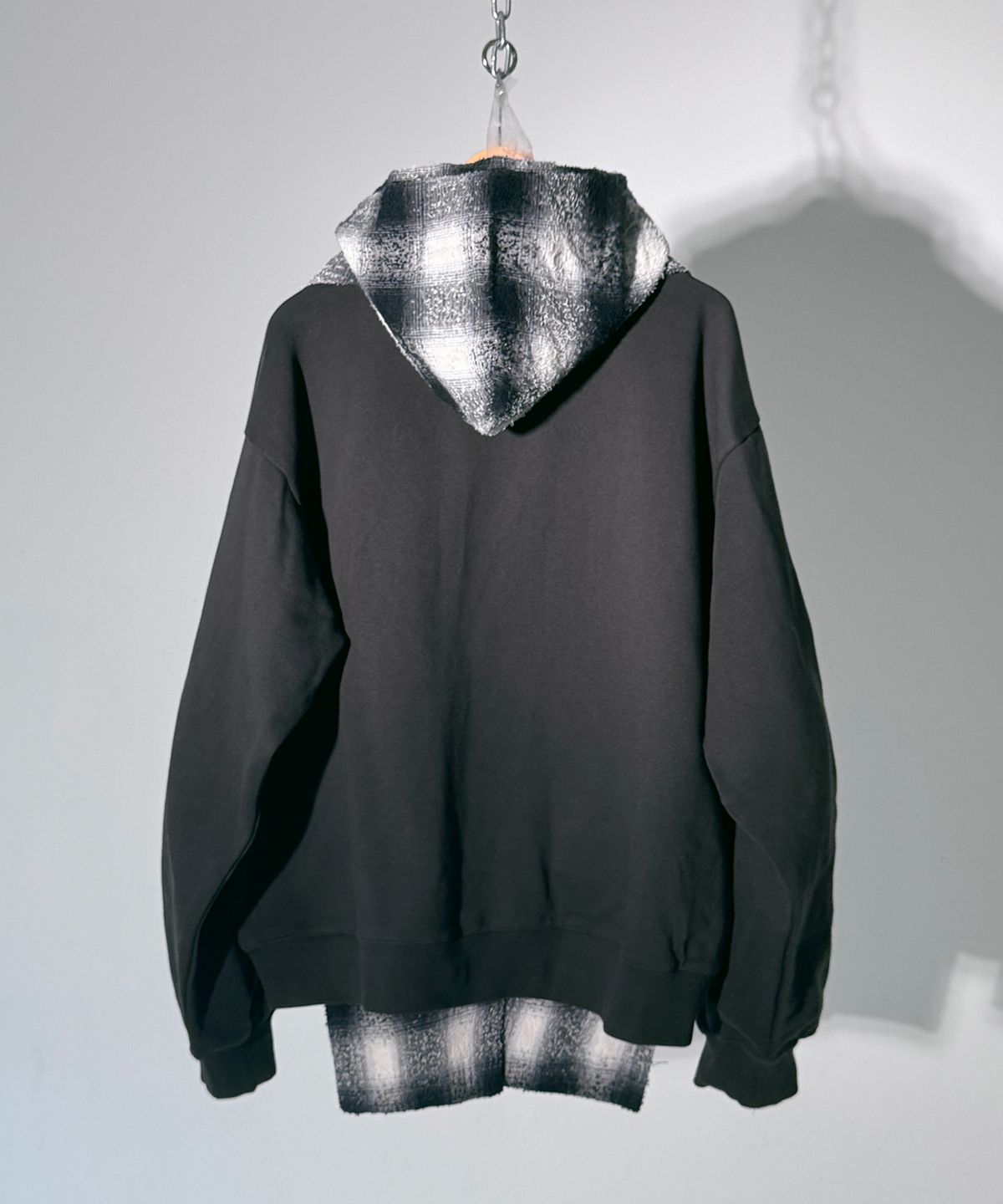 코드(CORD) 디스커버드 키트 후드 머플러_Boucle-Check BK