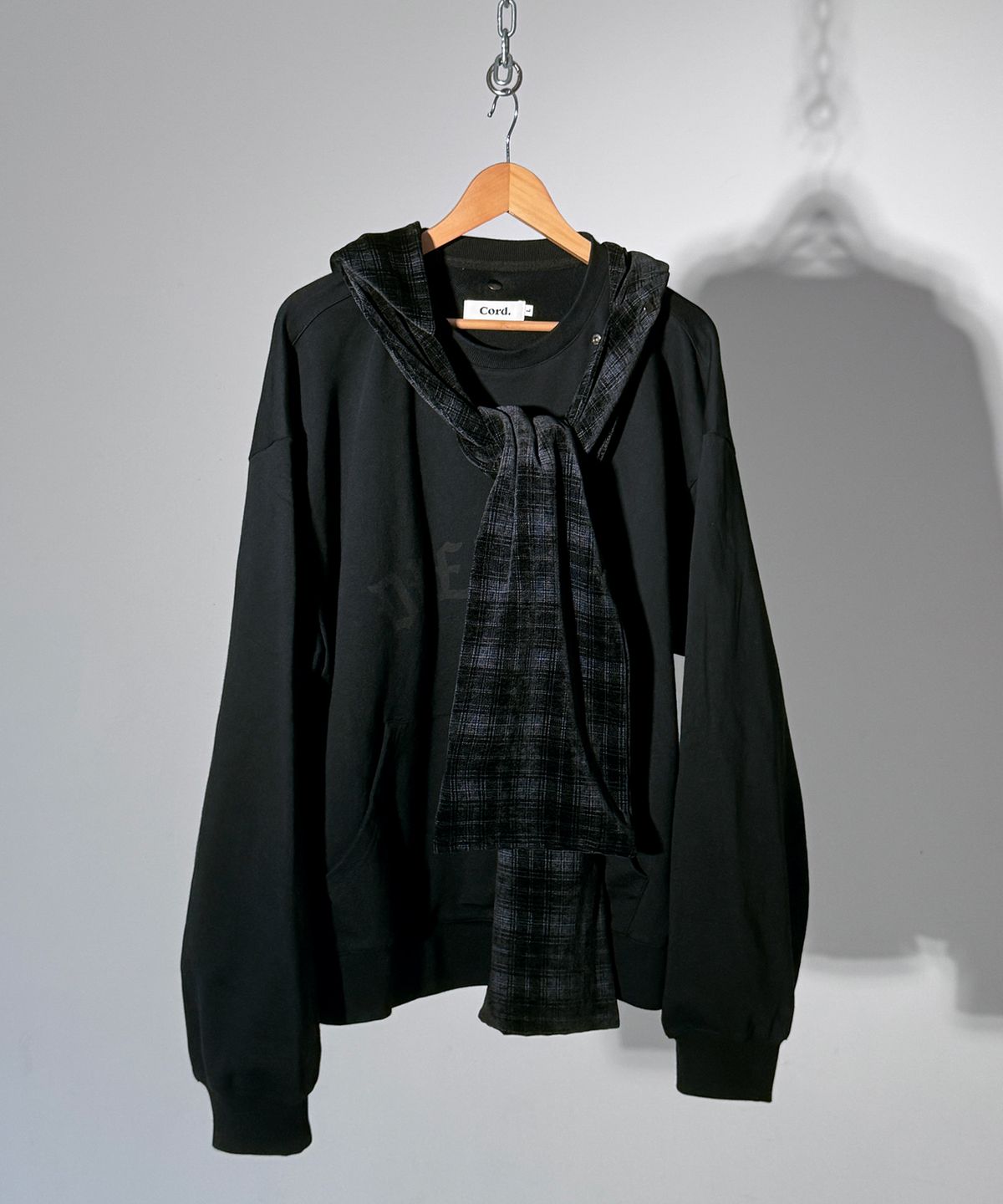 코드(CORD) 디스커버드 키트 후드 머플러_Over-Check BK