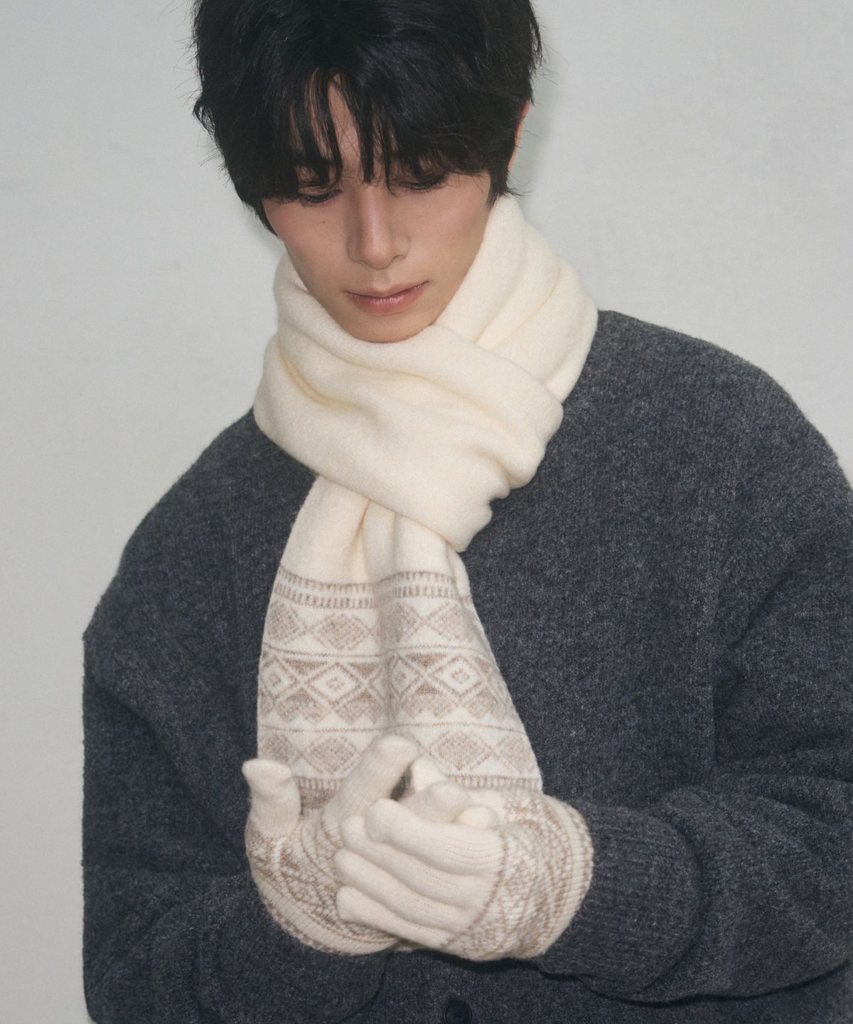 레더리(LEATHERY) 노르딕 울 머플러 장갑 세트[2COLOR]