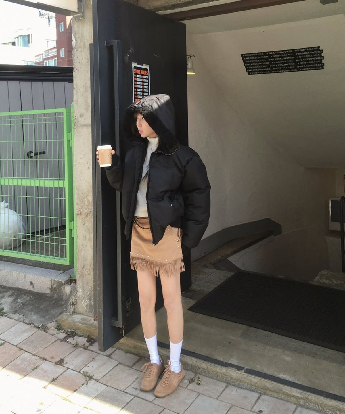 러벤티나(LOVENTINA) 후드 항공 점퍼_블랙