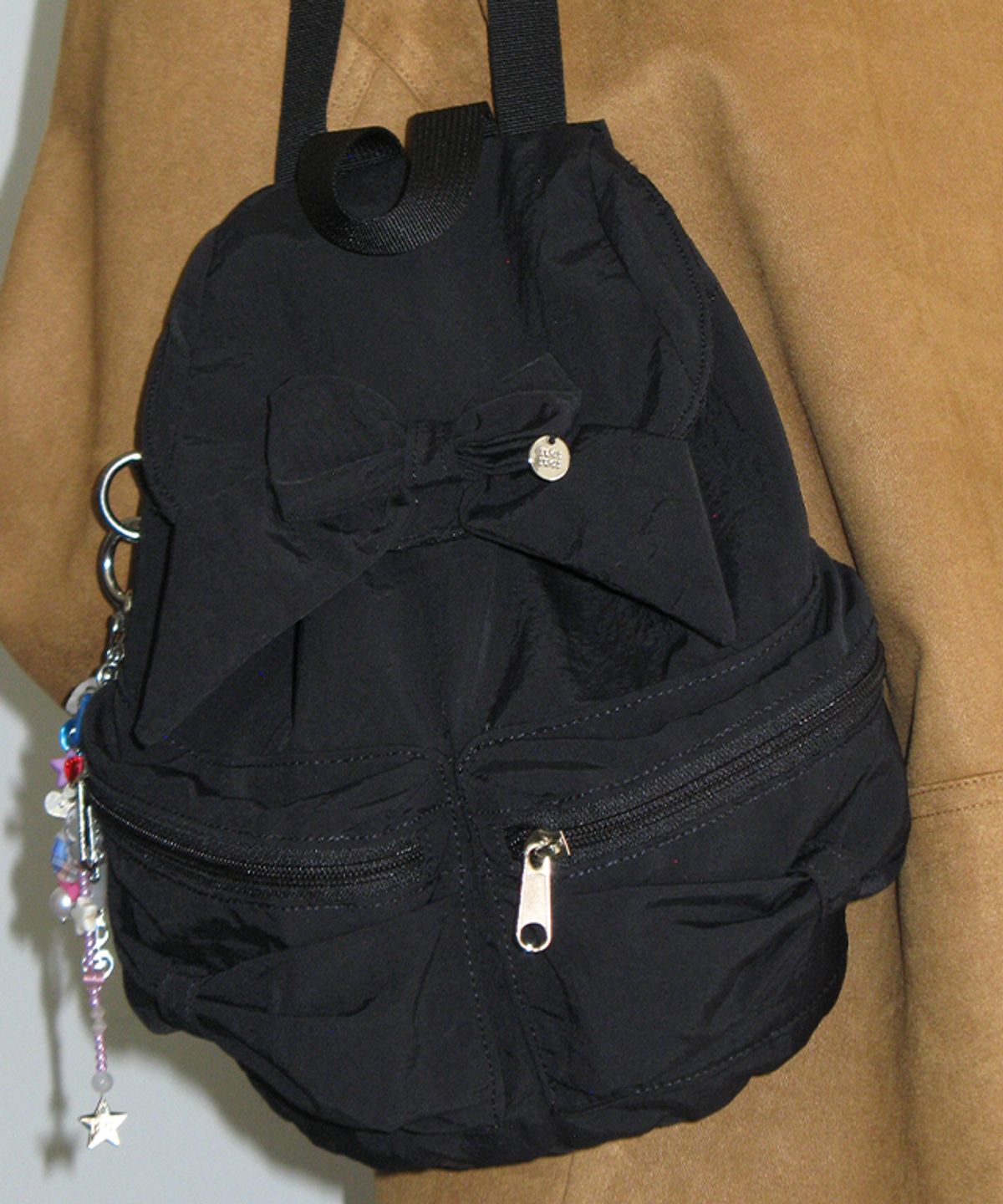 론론(RONRON) RIBBON POINTED MINI BACKPACK BLACK