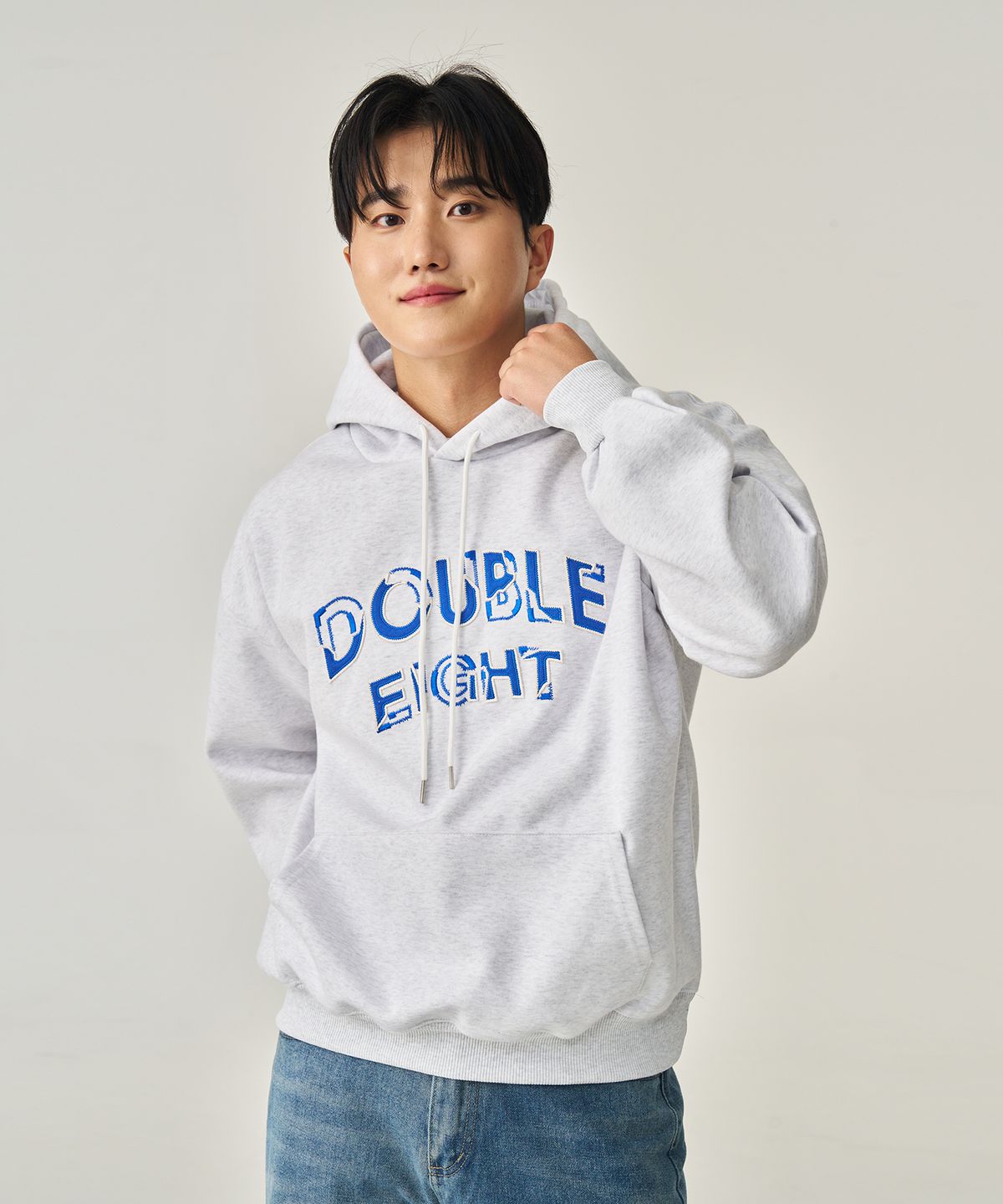 더블에잇(DOUBLE EIGHT) 웨이브 자수 후드 (화이트멜란지)