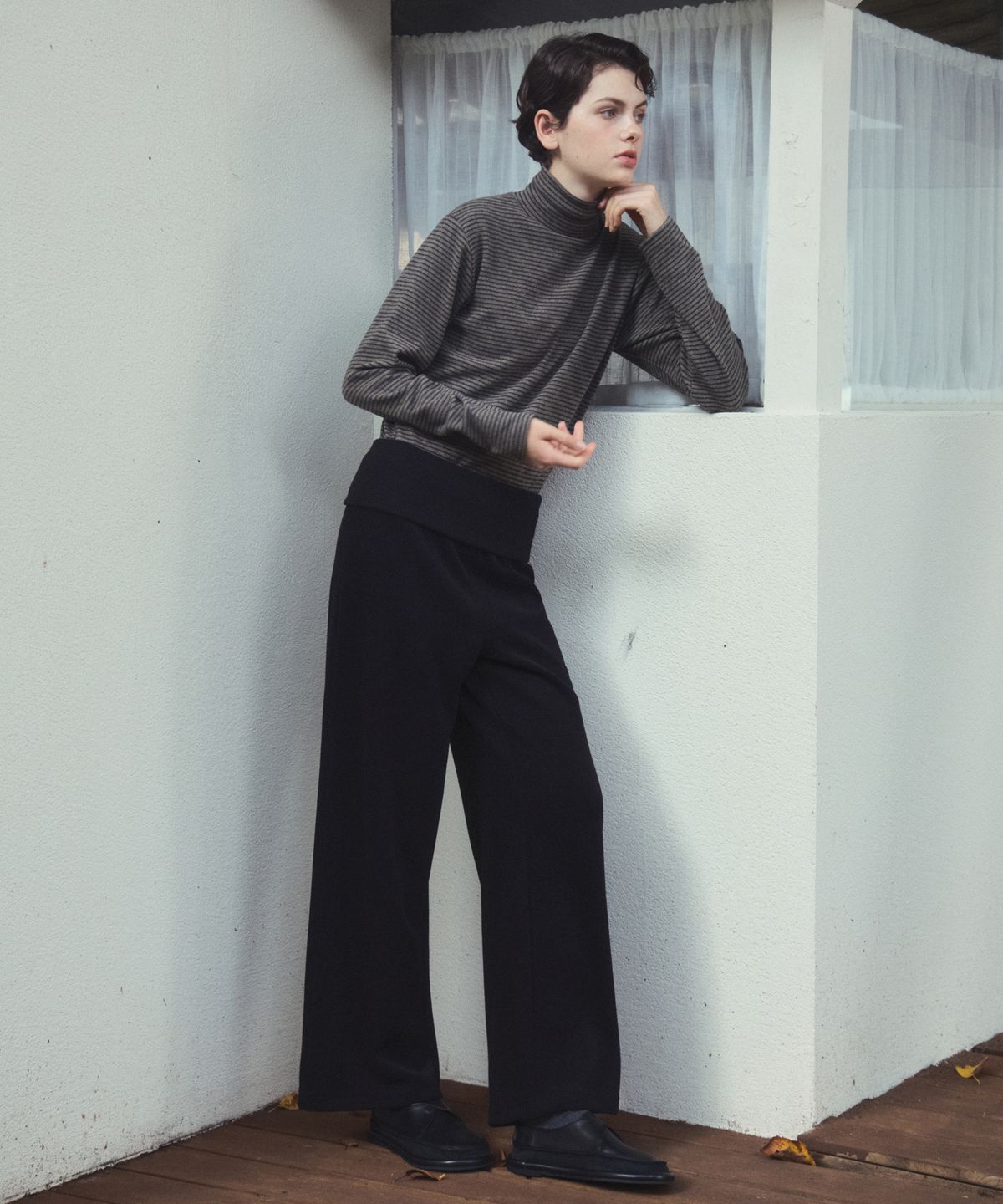 웬즈데이오아시스 포 우먼(WEDNESDAYOASISFORWOMEN) 이지 플랩 와이드 스웻 팬츠_BLACK(W25-PT35)