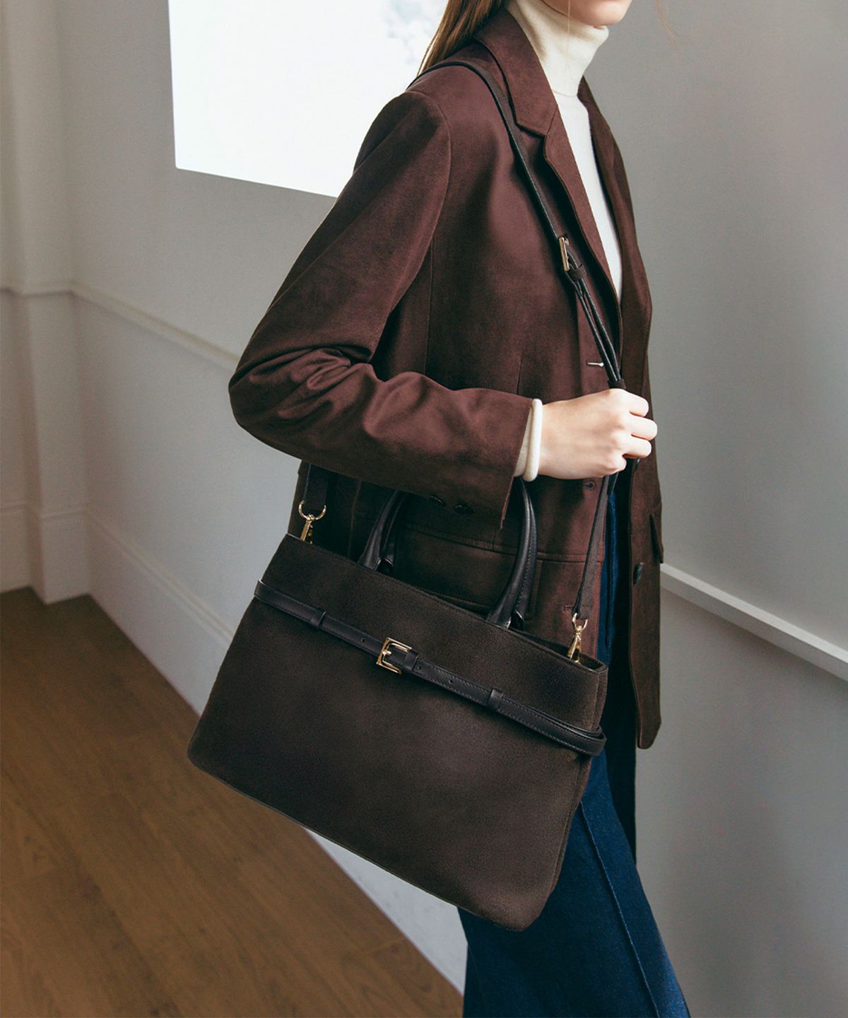 끌라베(CLAVE) 루나 스웨이드 다크 브라운 토트백 (LUNA Suede dark brown Tote Bag)
