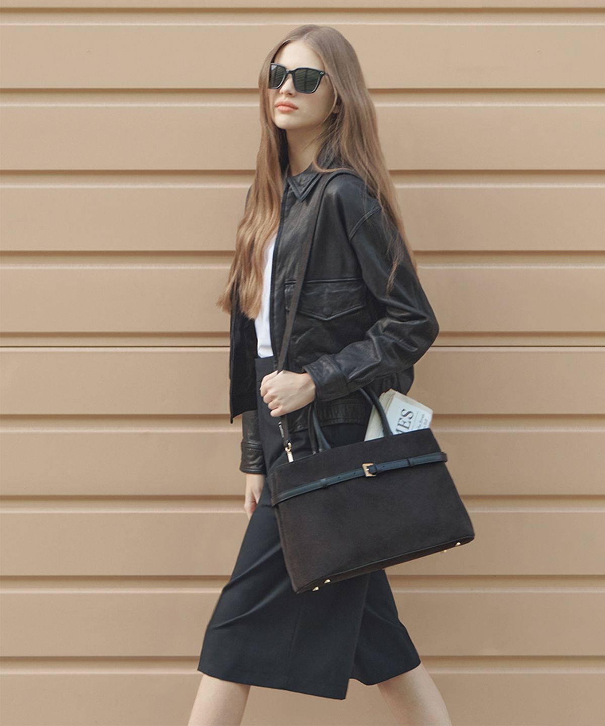 끌라베(CLAVE) 루나 스웨이드 다크 브라운 토트백 (LUNA Suede dark brown Tote Bag)