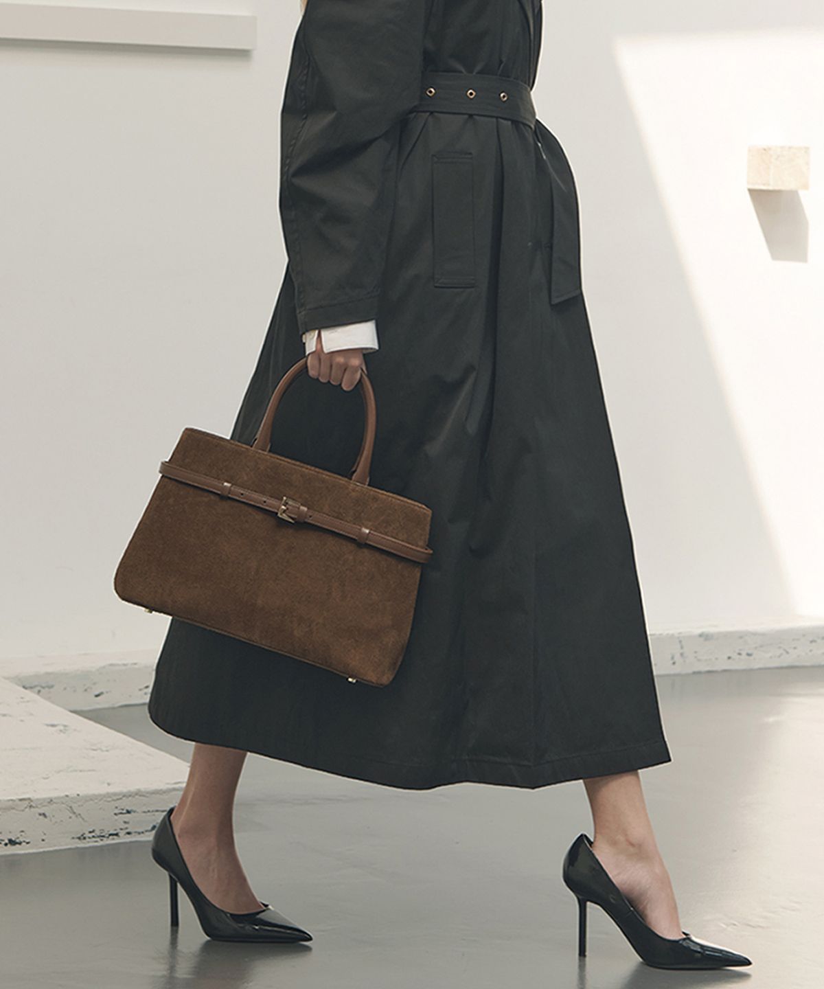 끌라베(CLAVE) 루나 스웨이드 브라운 토트백 (LUNA Suede brown Tote Bag)