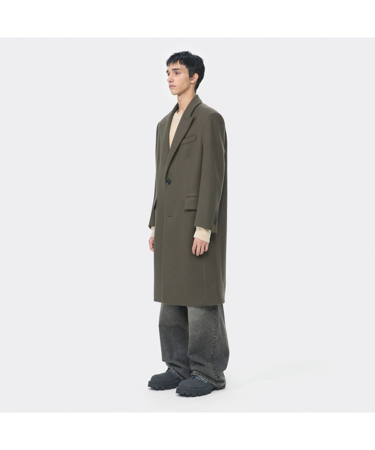 커스텀멜로우(CUSTOMELLOW) Beige Oversized Fit Peaked Lapel Coat CWCAW25712BED