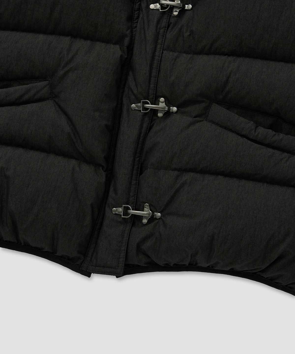 필프(PEALP) Turn-Buckle Padded Vest 24(Black)