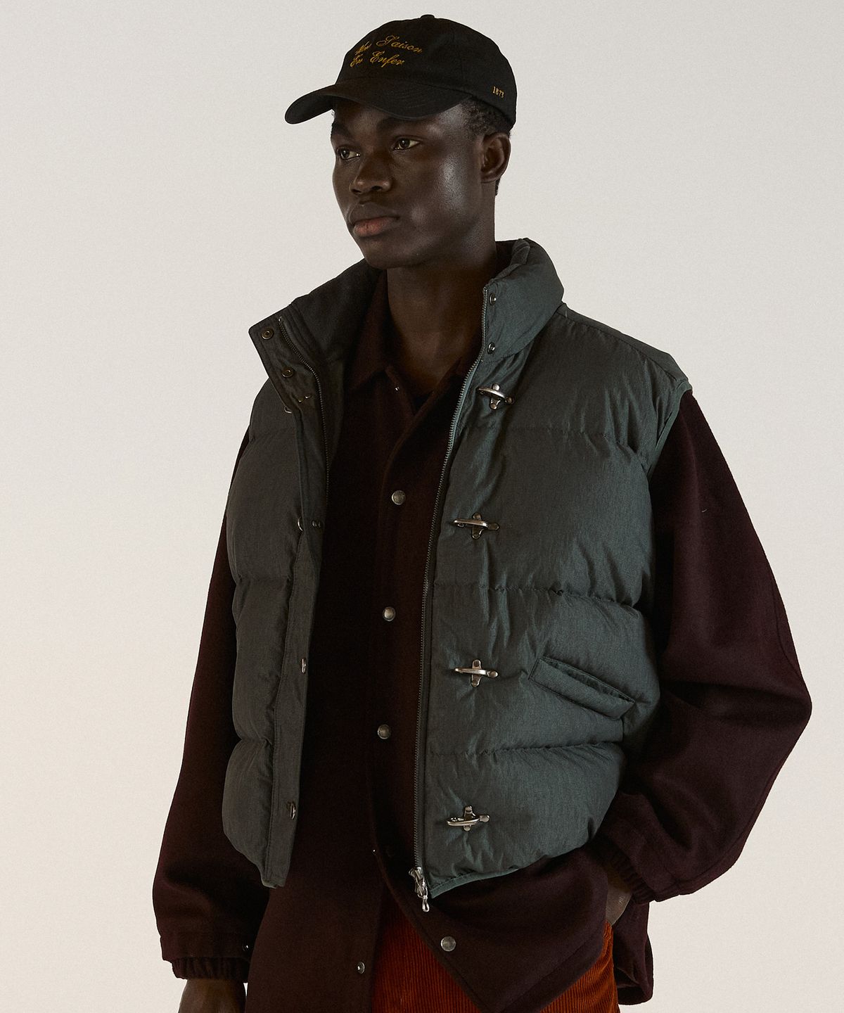 필프(PEALP) Turn-Buckle Padded Vest 24(Dark Gray)
