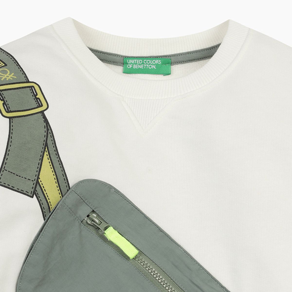 베네통키즈(BENETTONKIDS) 포켓 포인트 맨투맨_32N4G10KOKA
