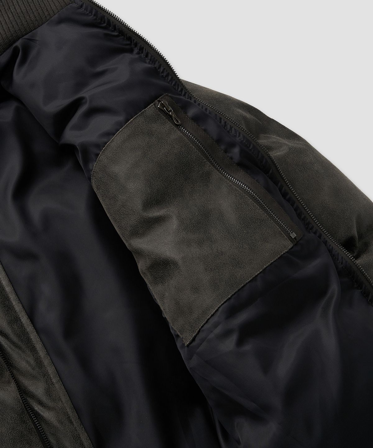 필프(PEALP) Vintage Faux Leather Padded Jacket 28(Black)