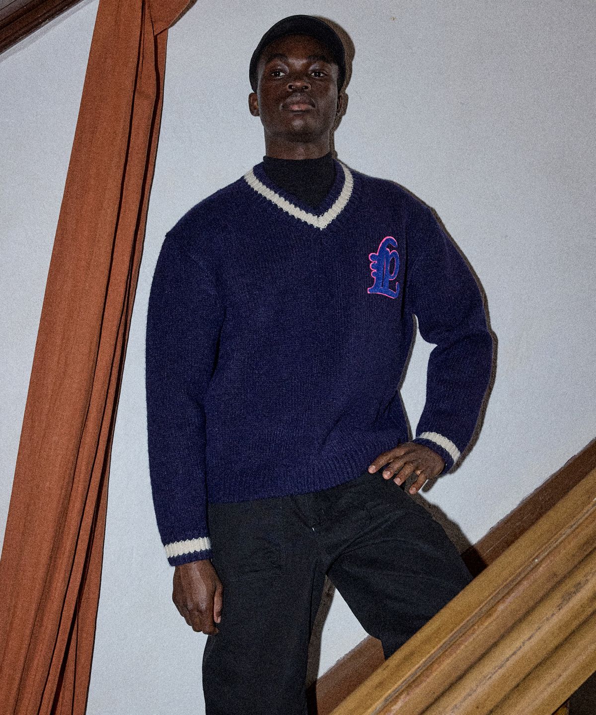 필프(PEALP) Varsity V-Neck Knit 29(Navy)