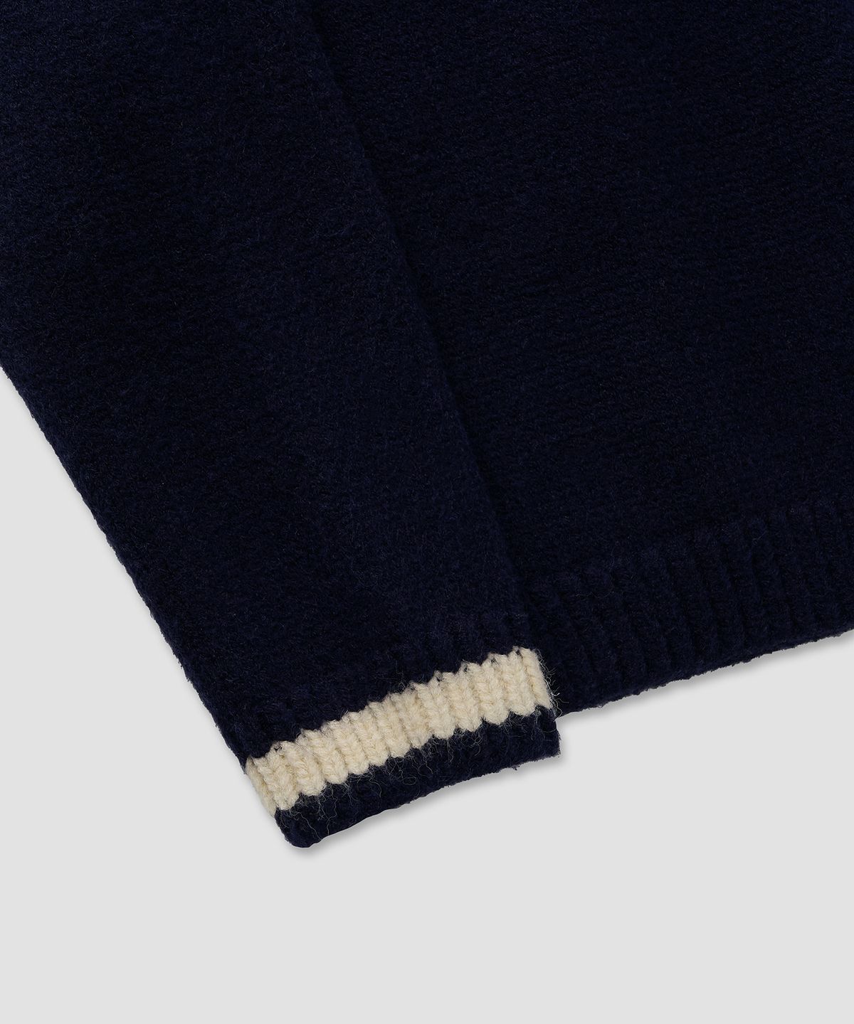 필프(PEALP) Varsity V-Neck Knit 29(Navy)