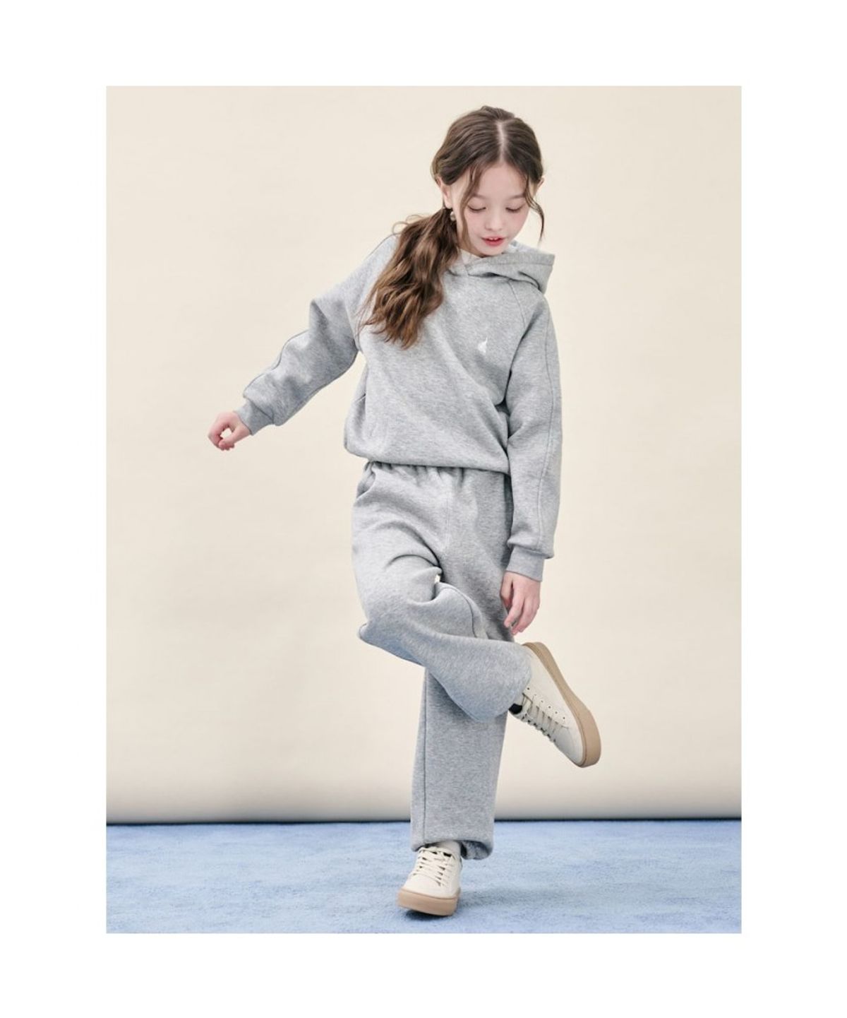 빈폴 키즈(BEANPOLE KIDS) 여아 베이직 기모 후드 스웨트 상하 세트  그레이 (BI5X41G033)