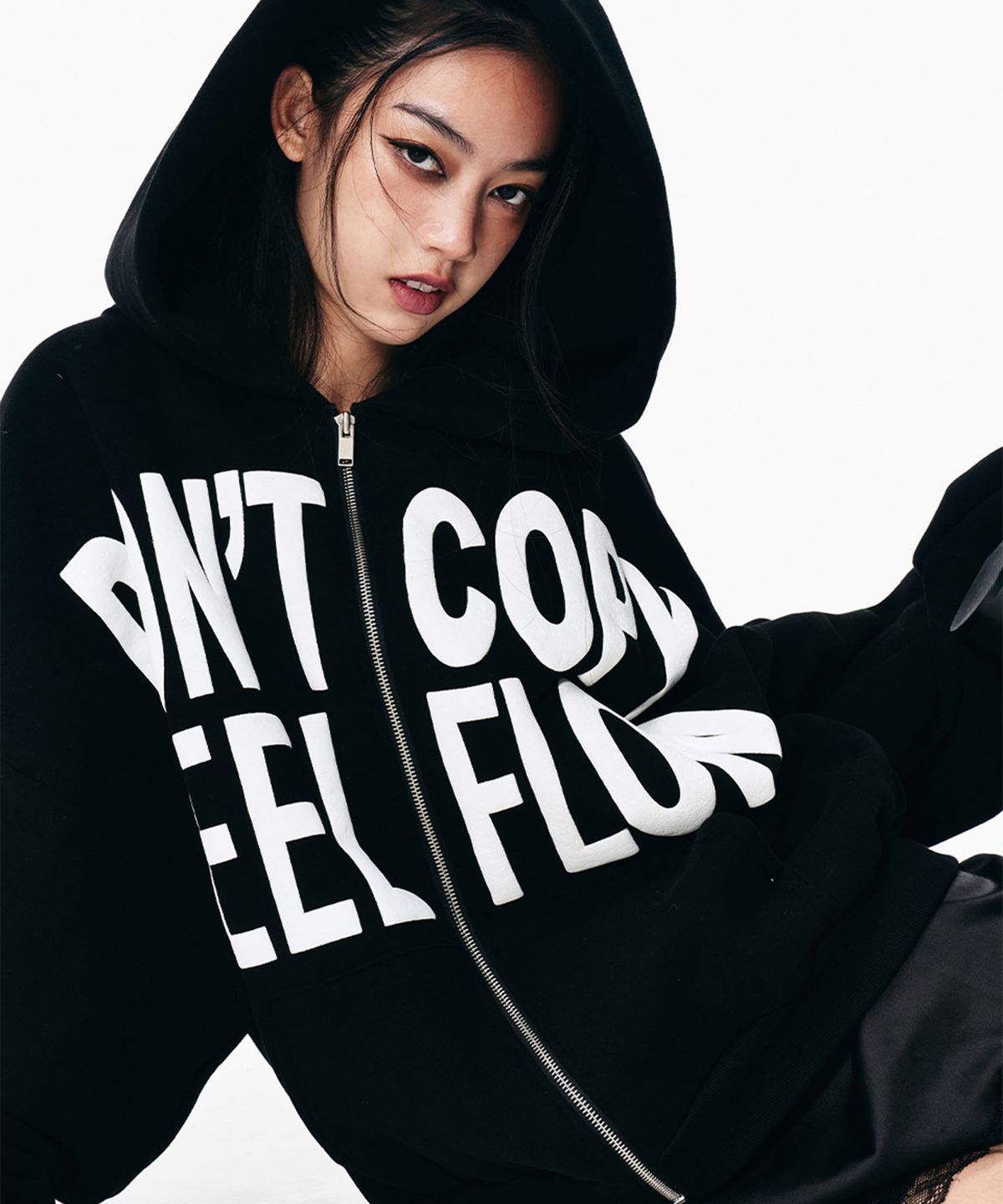 와이이이엘(YEEL) DONT COPY ZIP-UP HOODIE BLACK