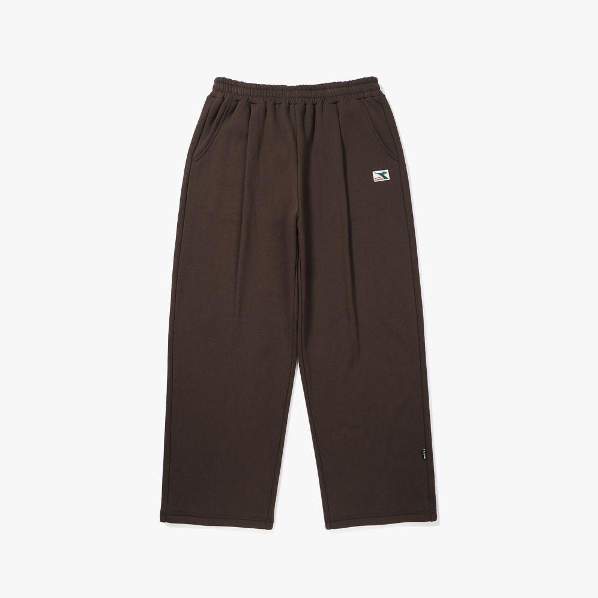 디아도라(diadora) 컴피 기모 스웻팬츠 BROWN