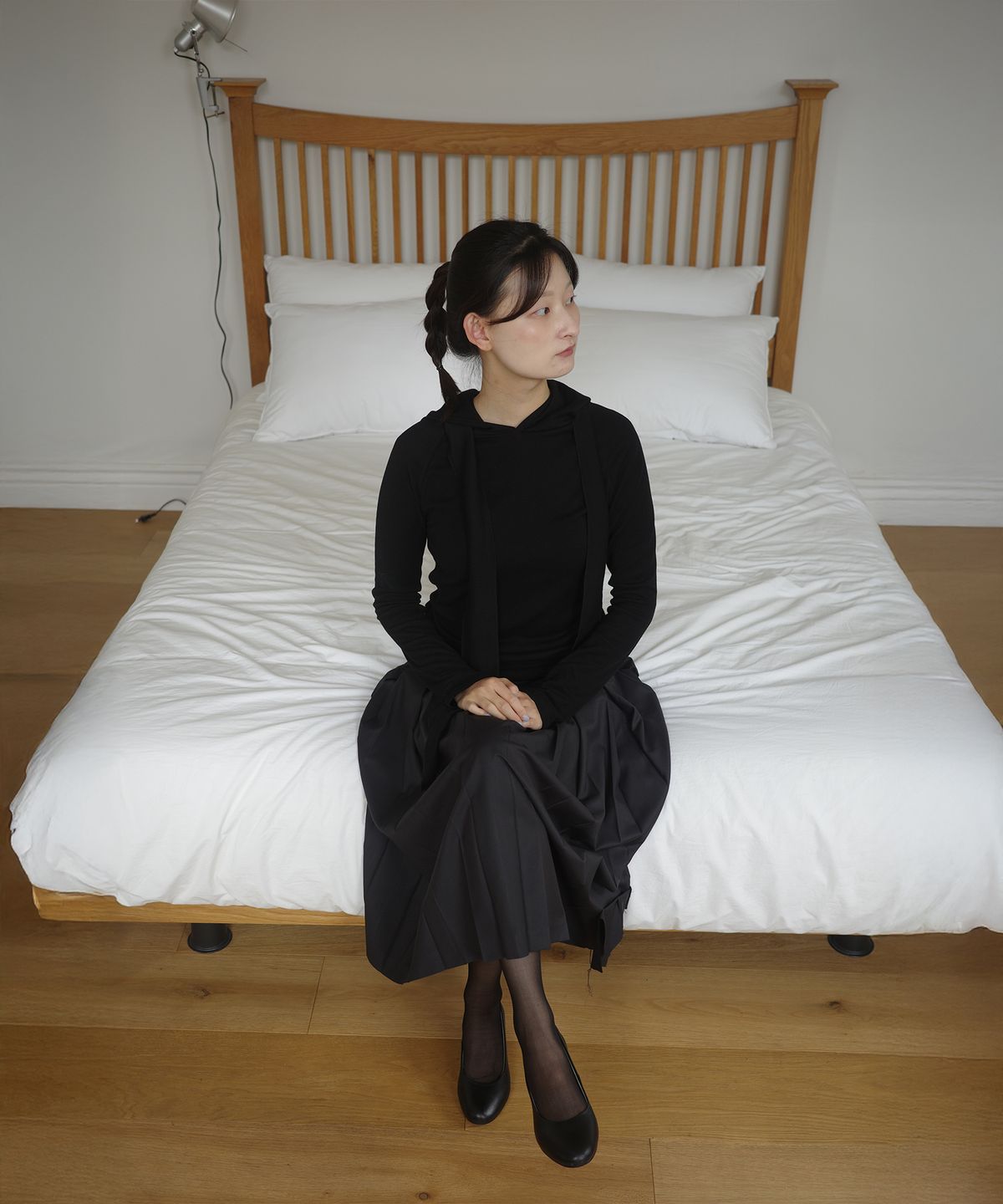 이서이(ESEOE) diagonal jersey top Black