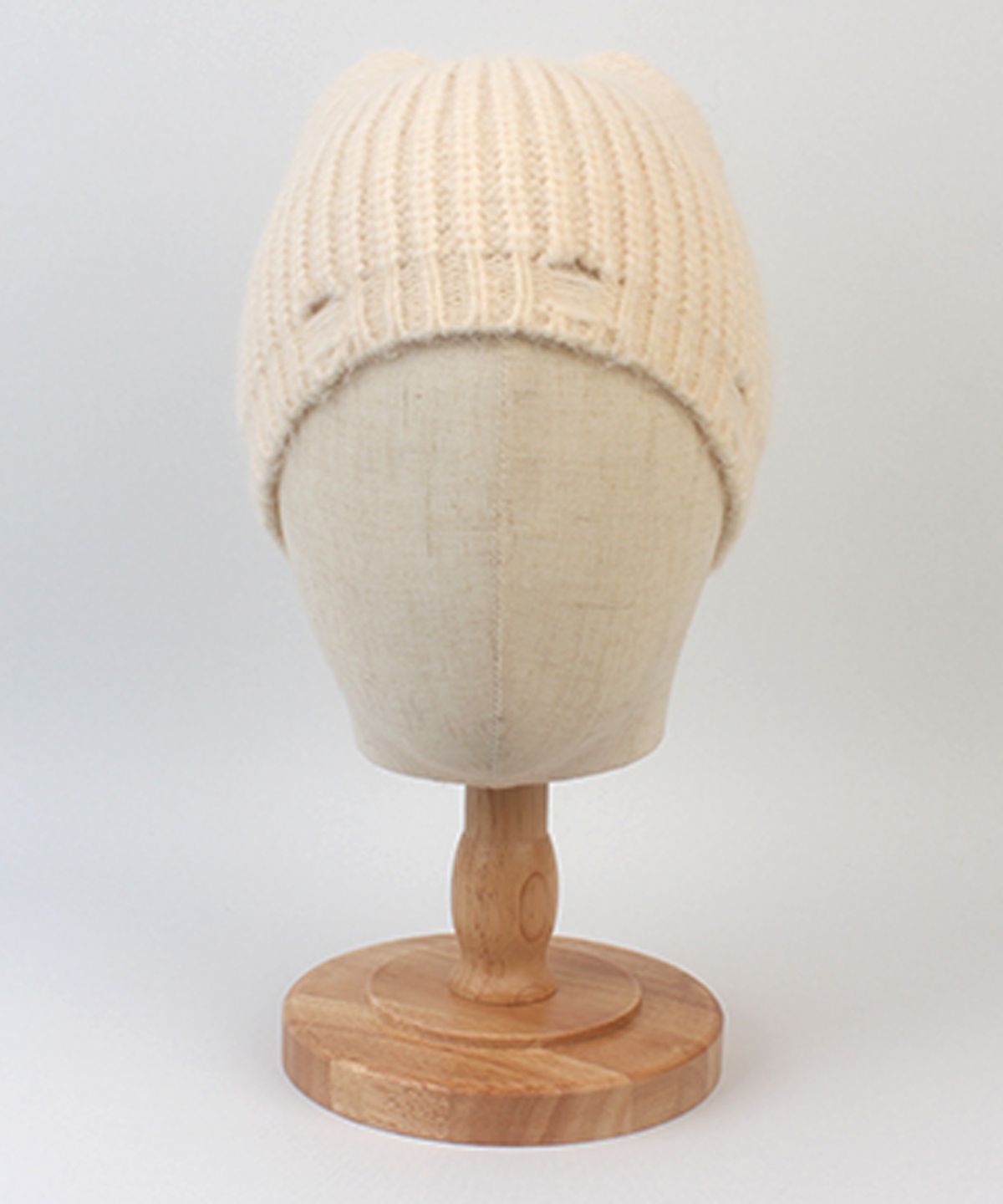 유니버셜 케미스트리(UNIVERSAL CHEMISTRY) Wool Cat Ivory Damage Beanie 고양이비니