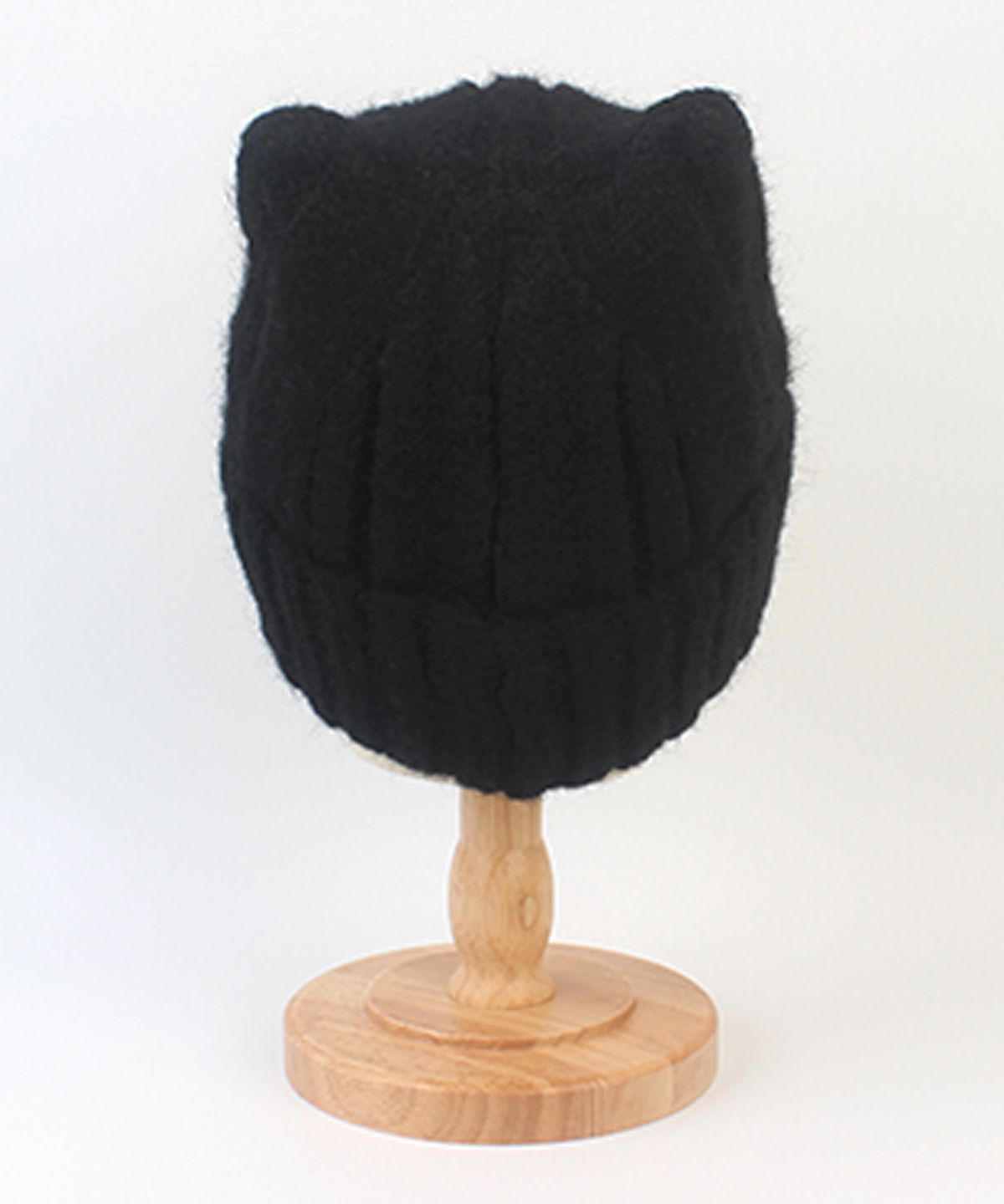 유니버셜 케미스트리(UNIVERSAL CHEMISTRY) Wool Cat Black Bubble Beanie 고양이비니