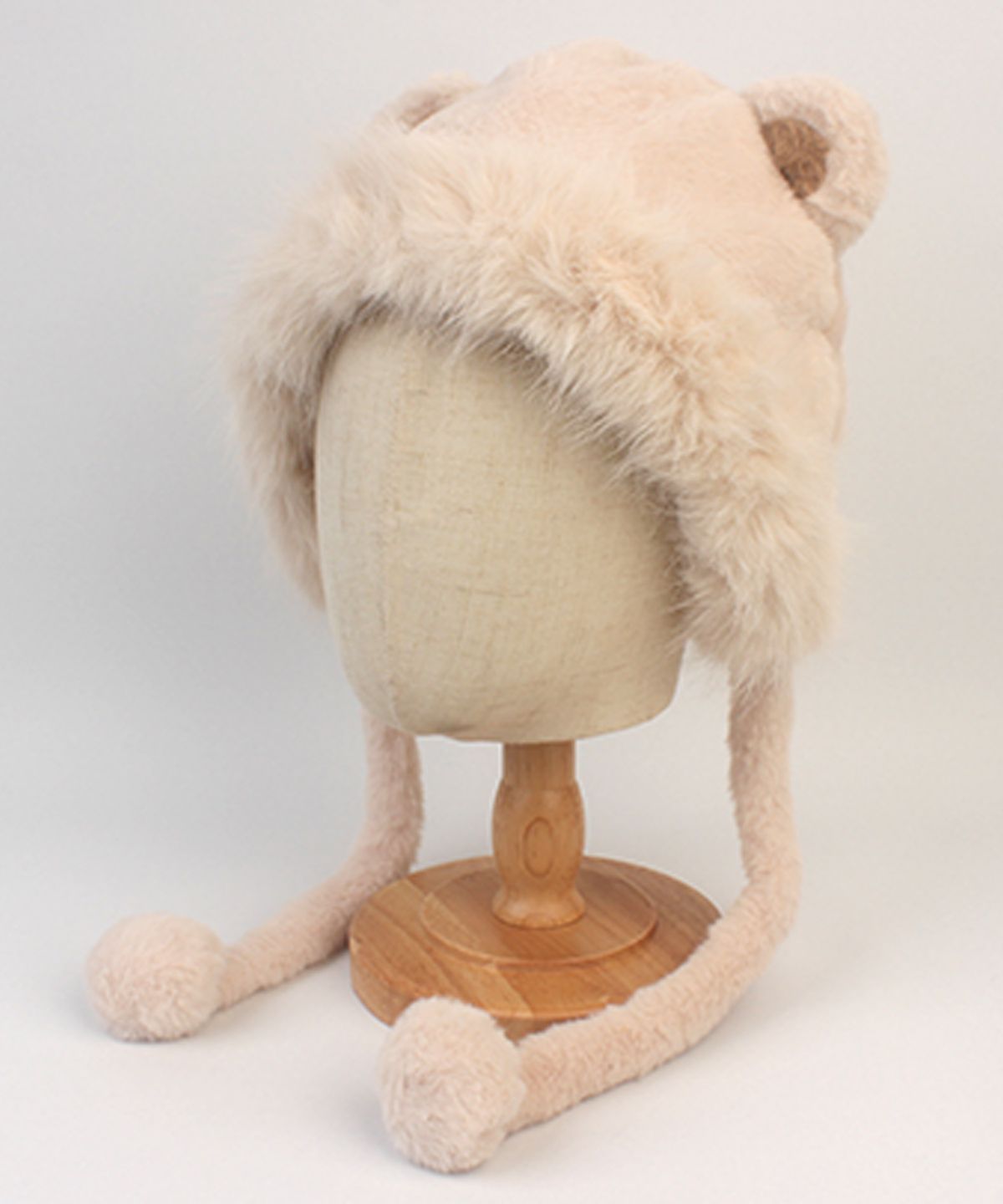 유니버셜 케미스트리(UNIVERSAL CHEMISTRY) Bear Fur Beige Balaclava 털모자