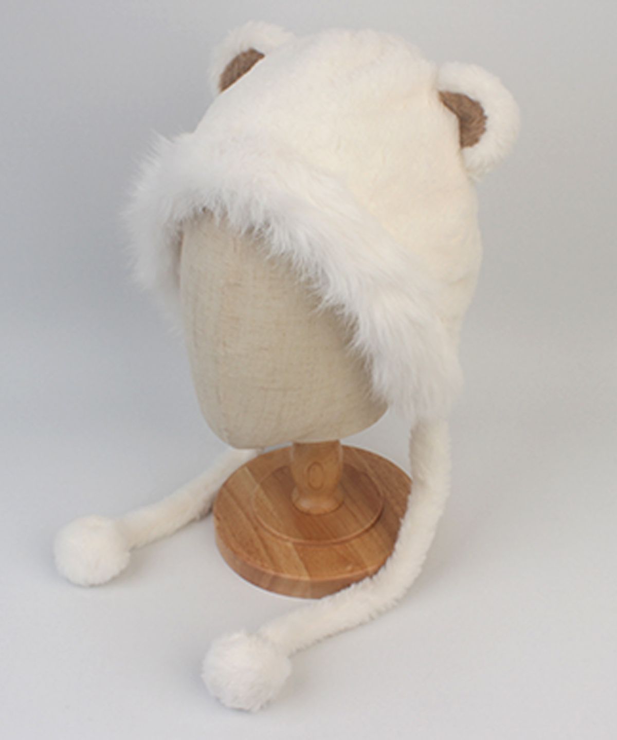 유니버셜 케미스트리(UNIVERSAL CHEMISTRY) Bear Fur White Balaclava 털모자