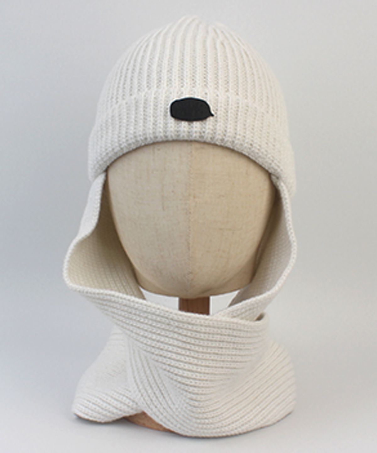 유니버셜 케미스트리(UNIVERSAL CHEMISTRY) Wool Ivory Muffler Beanie 머플러비니