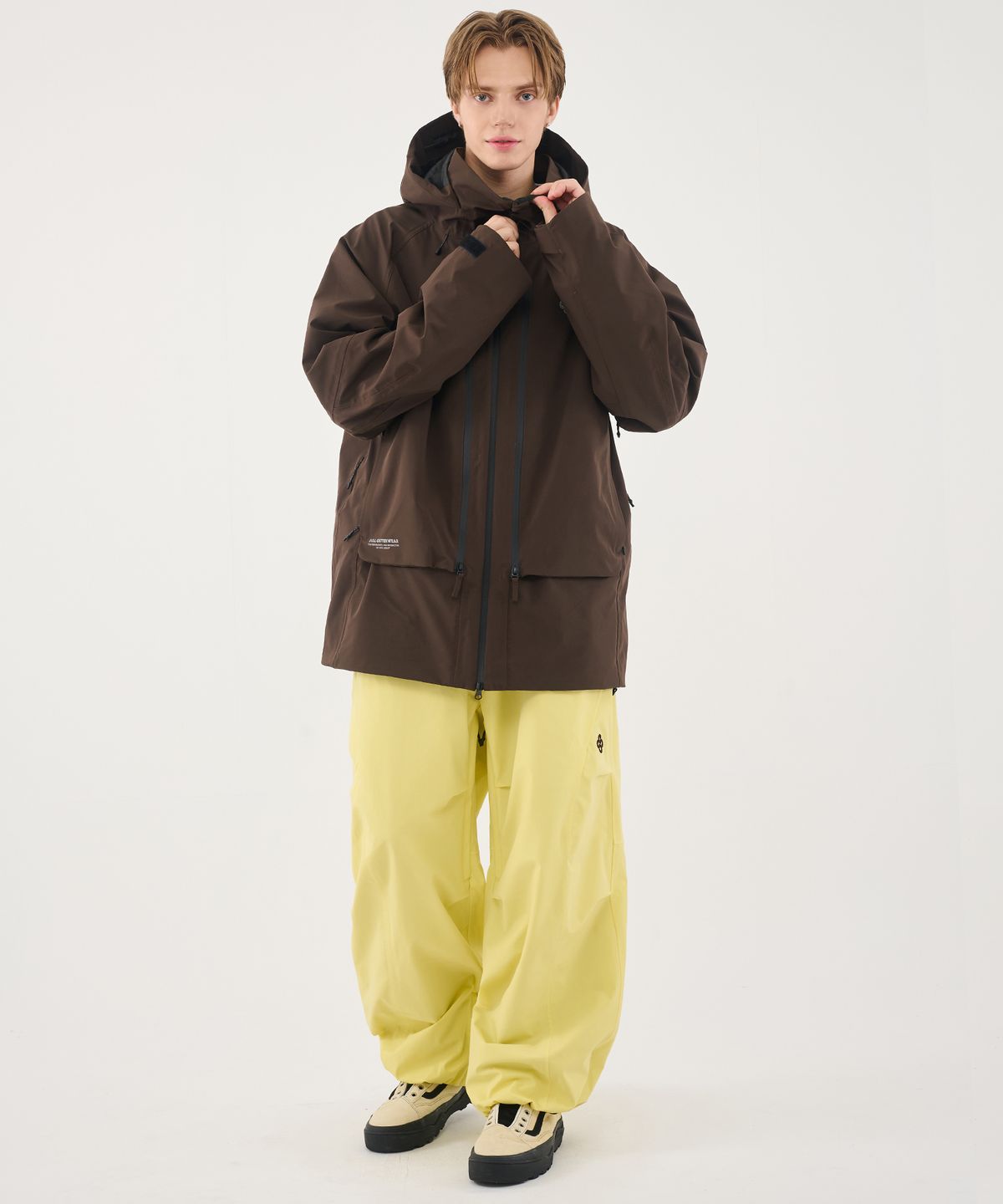 돌아우터웨어(DOLL OUTERWEAR) 2526 브릭 팬츠 LEMONT 남녀공용