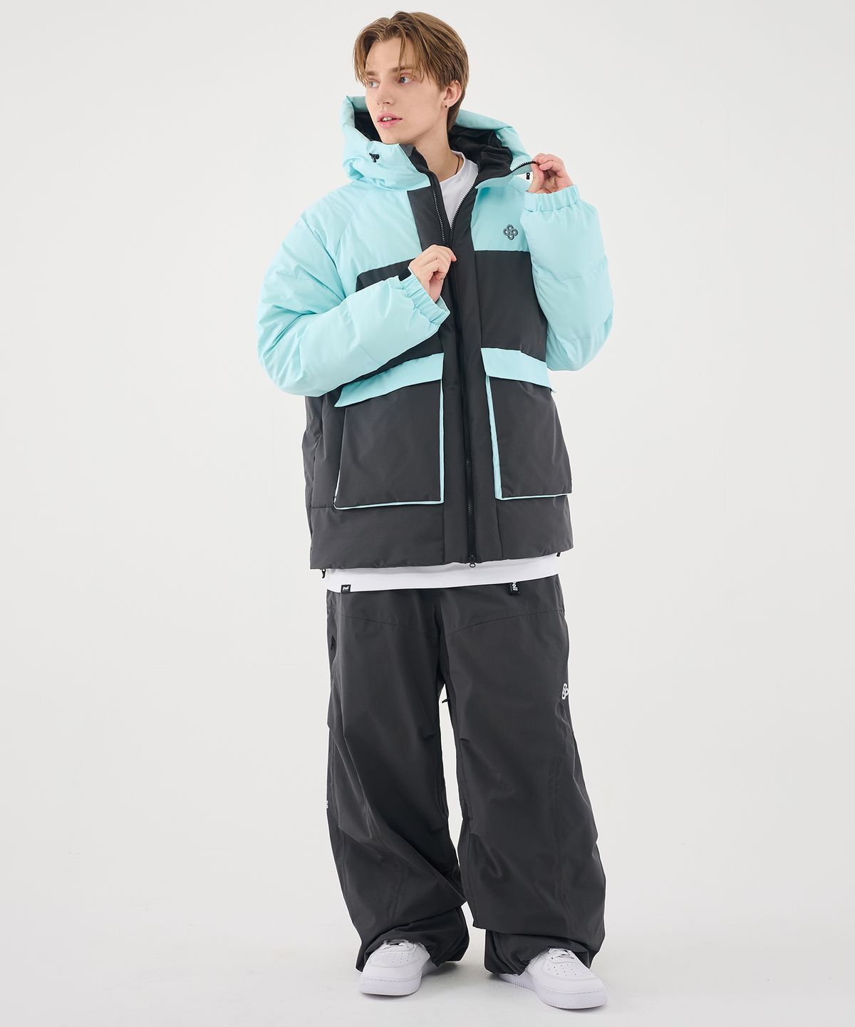 돌아우터웨어(DOLL OUTERWEAR) 2526 브릭 팬츠 CHACOAL 남녀공용