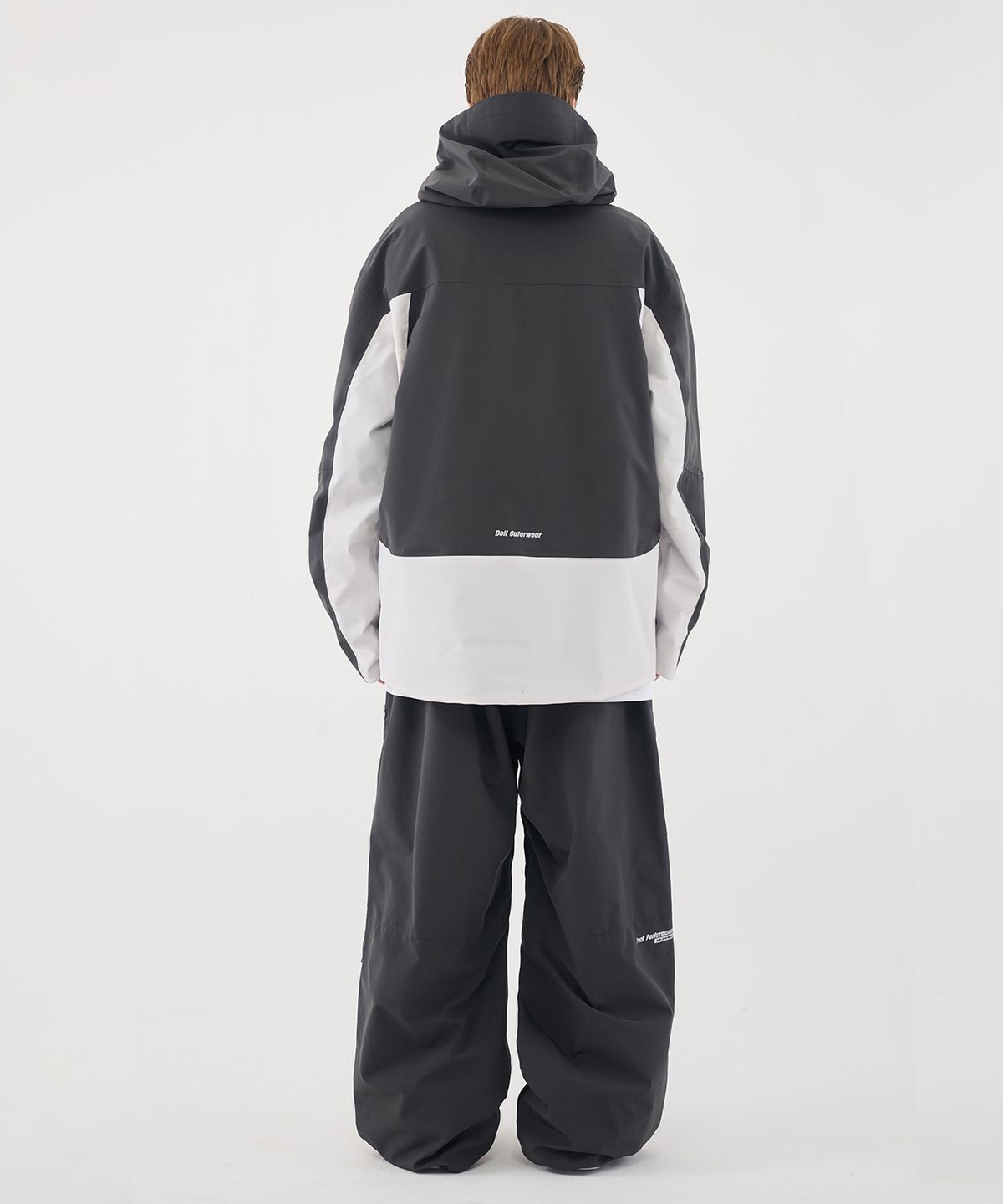 돌아우터웨어(DOLL OUTERWEAR) 2526 브릭 팬츠 CHACOAL 남녀공용