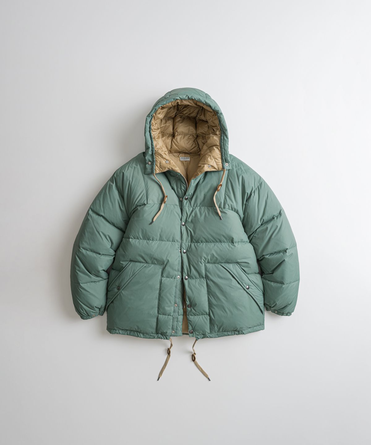 비헤비어(BEHEAVYER) SIERRA DUCK DOWN PARKA sage green/tan