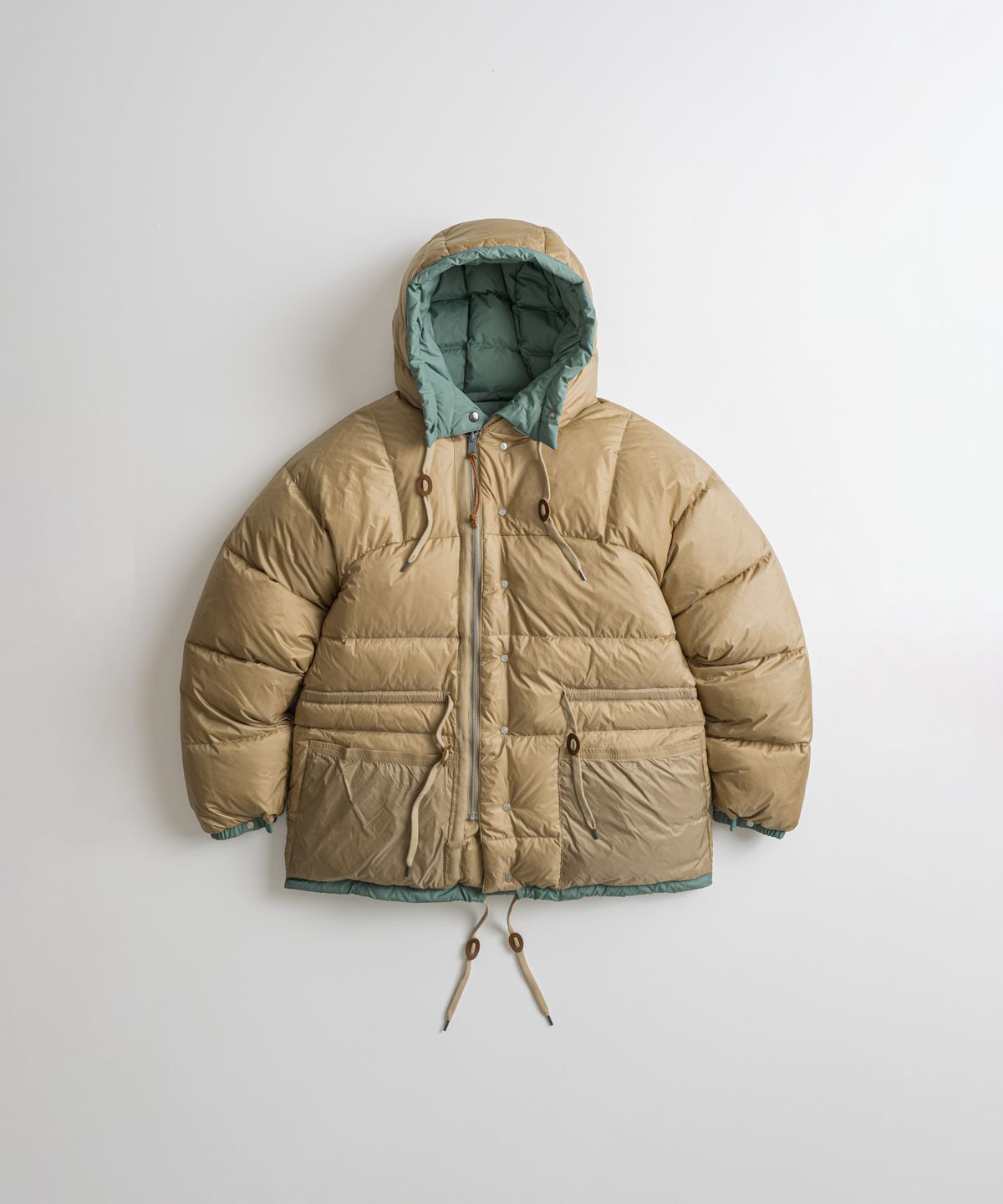 비헤비어(BEHEAVYER) SIERRA DUCK DOWN PARKA sage green/tan