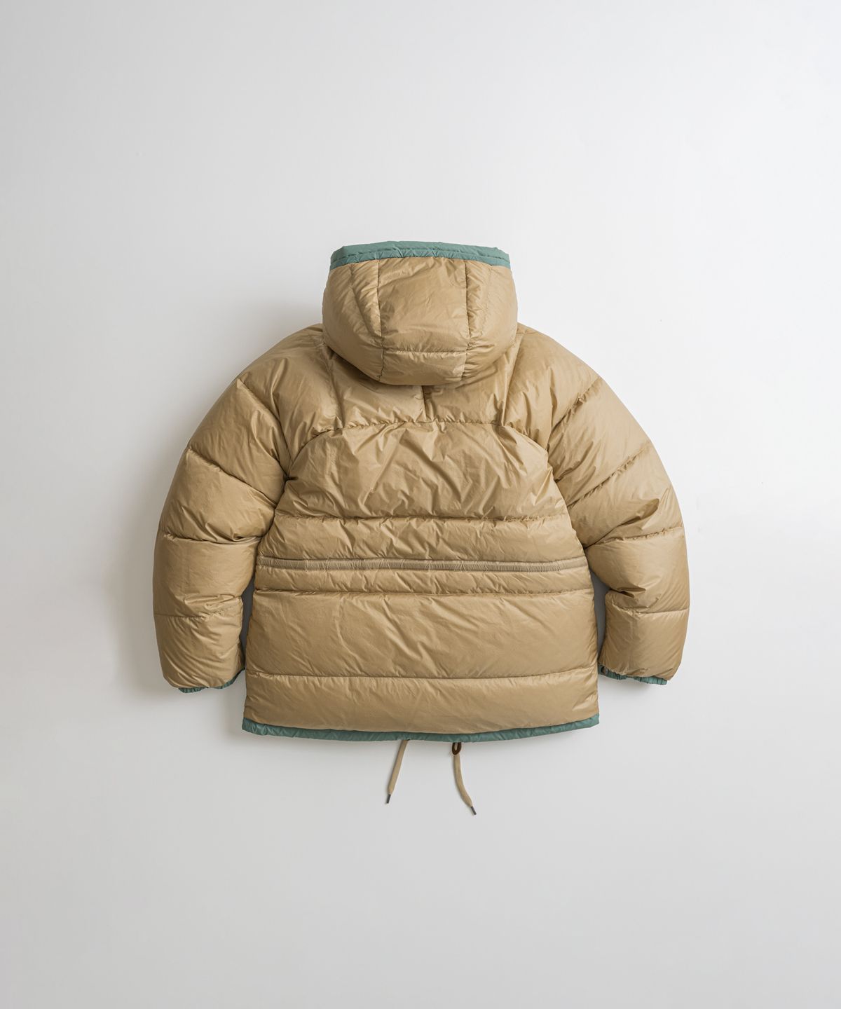 비헤비어(BEHEAVYER) SIERRA DUCK DOWN PARKA sage green/tan