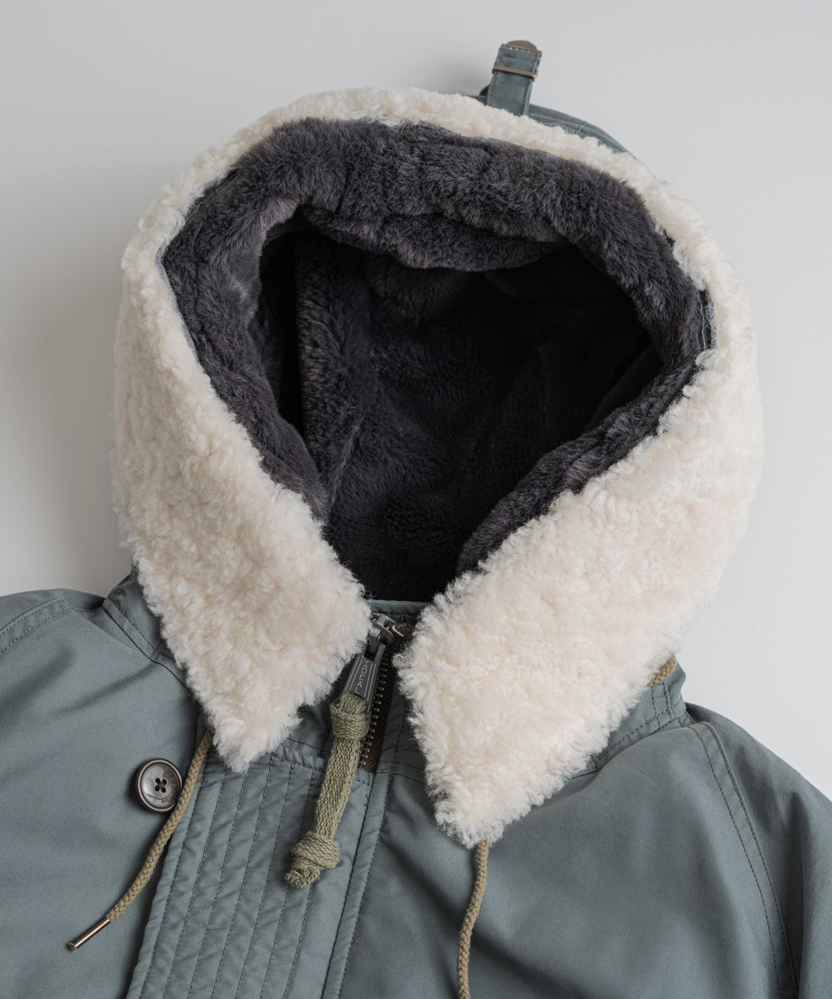 비헤비어(BEHEAVYER) N3B DUCK DOWN MIL PARKA sage blue