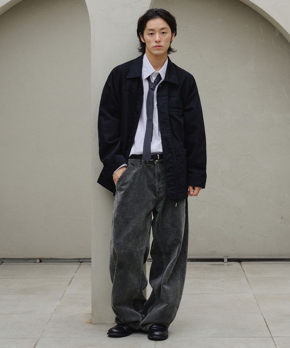 노운(NOUN) balanced corduroy pants (charcoal)