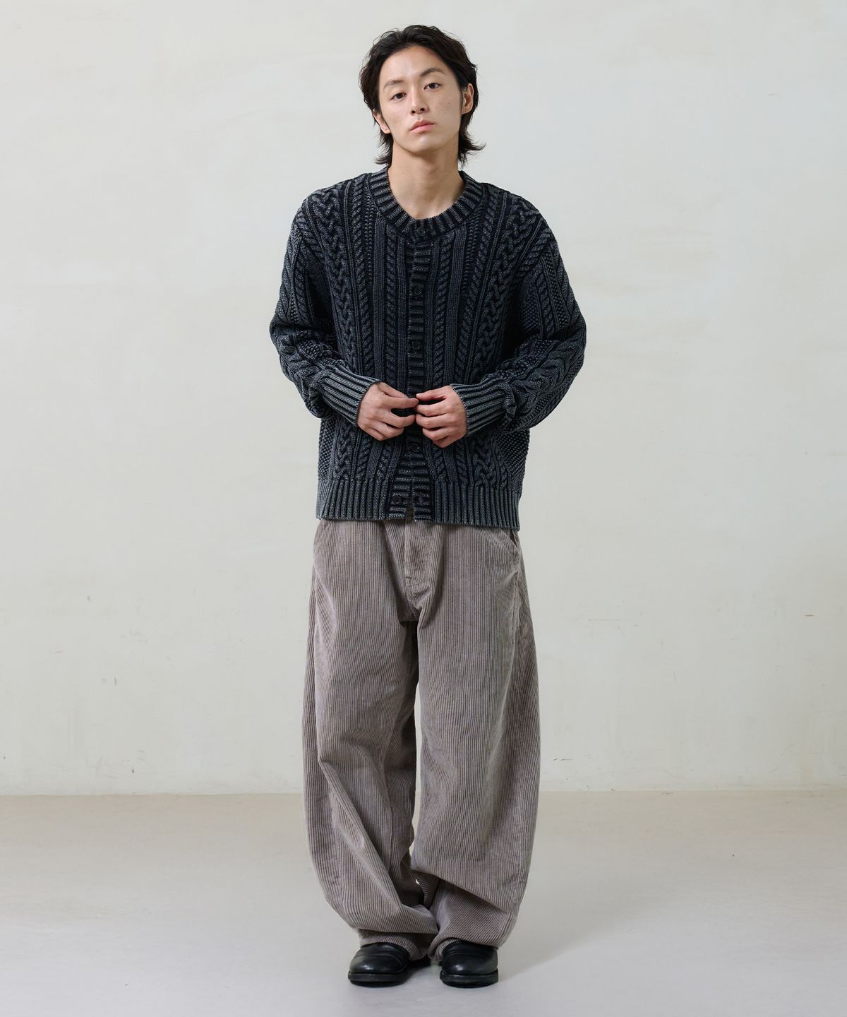 노운(NOUN) faded cable knit (black)