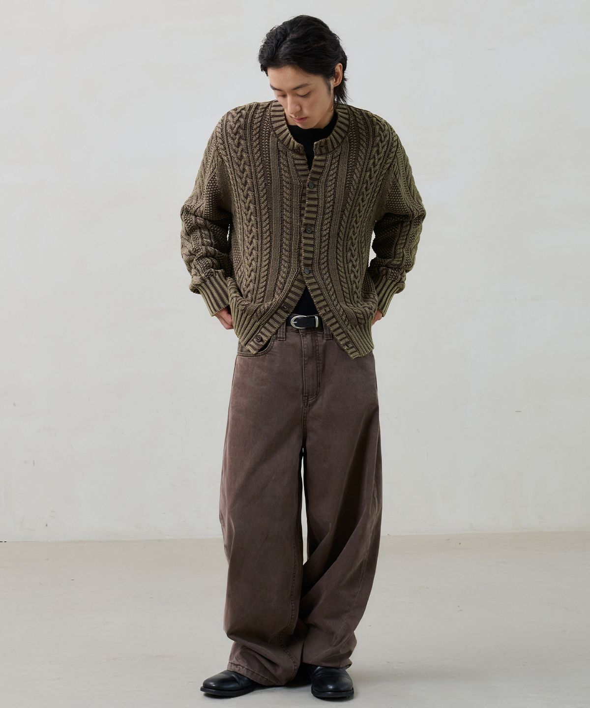 노운(NOUN) faded cable knit (brown)