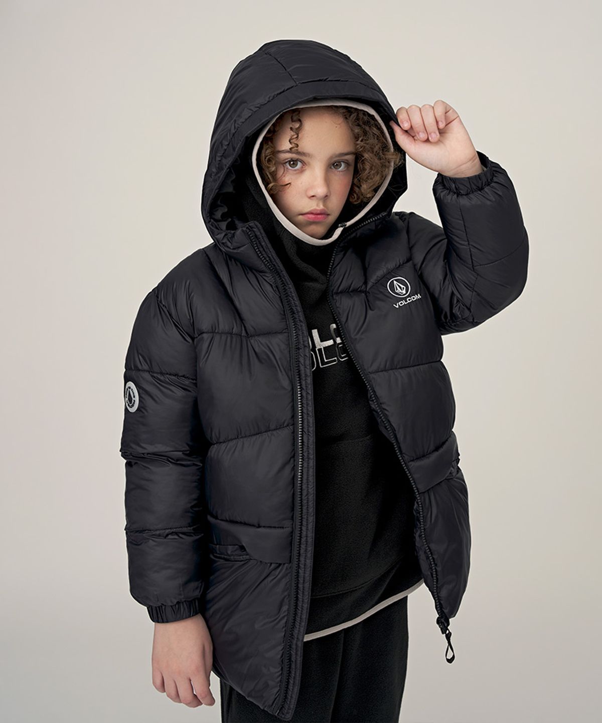 볼컴 키즈(VOLCOM KIDS) 포인트 후드 패딩 D5W008