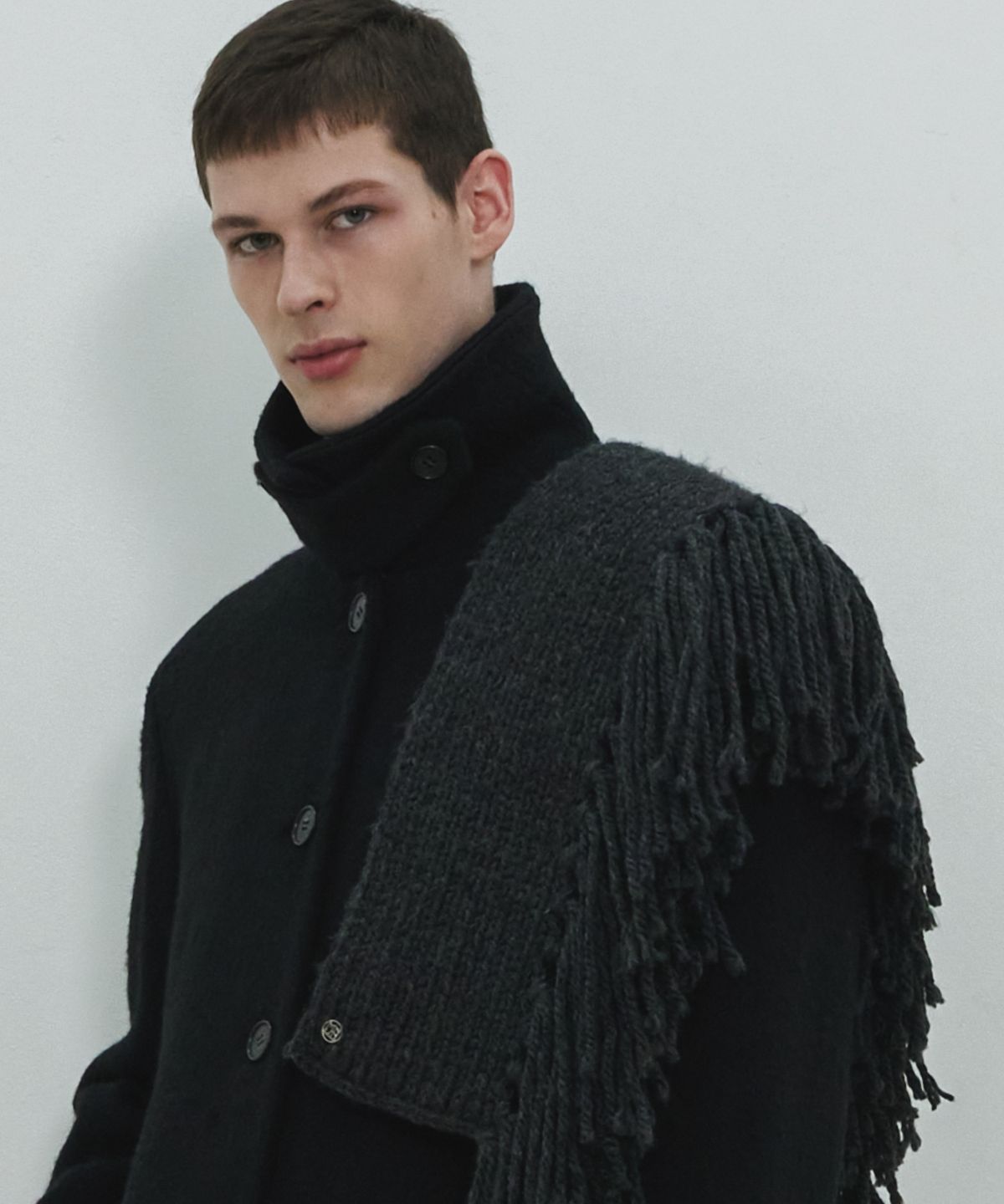 문선 아카이브(MOONSUN ARCHIVE) HANDMADE Fringe Knit Muffler / Charcoal