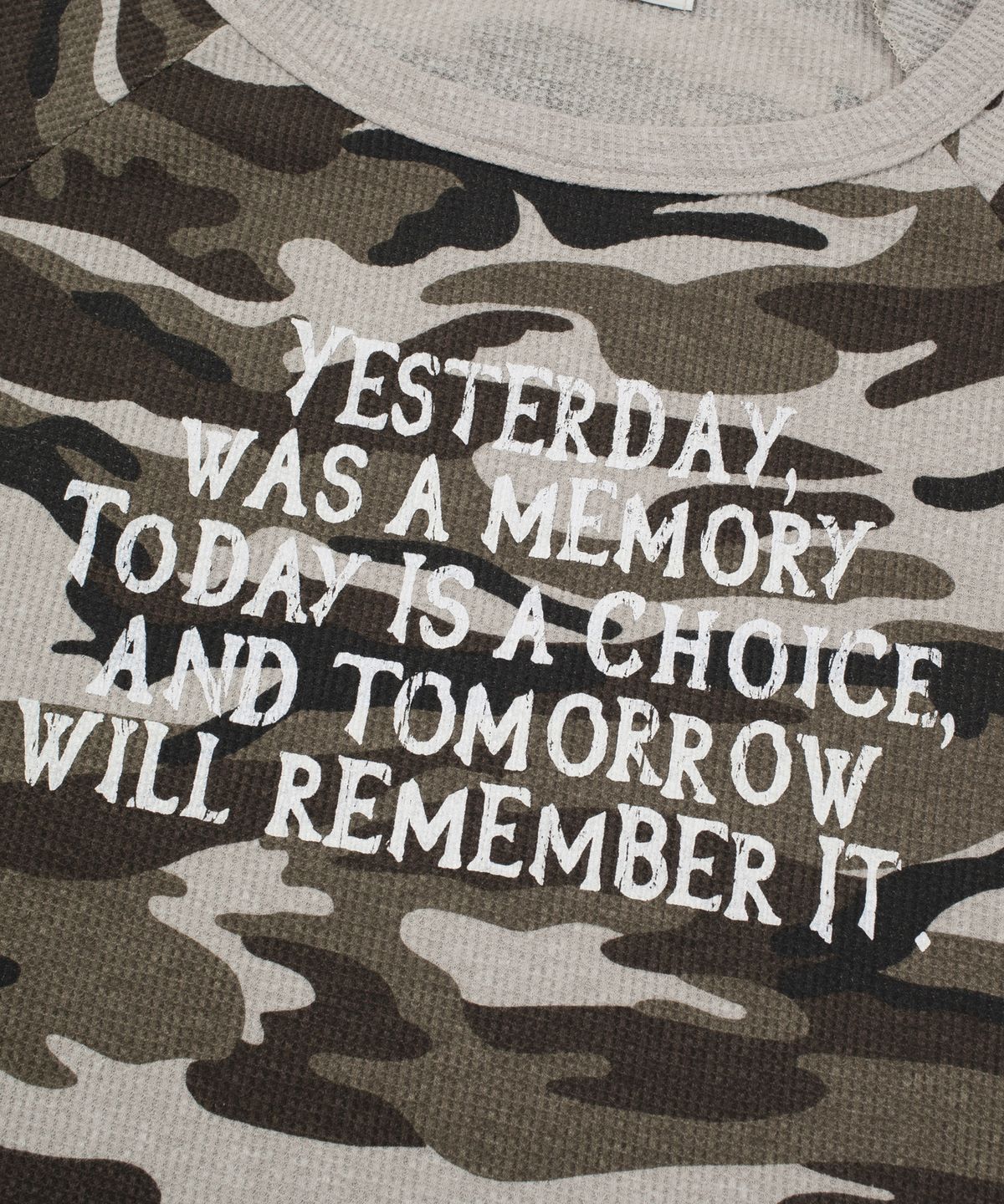 크루치(KRUCHI) Yesterday waffle long-sleeved (CAMO) WOMENS