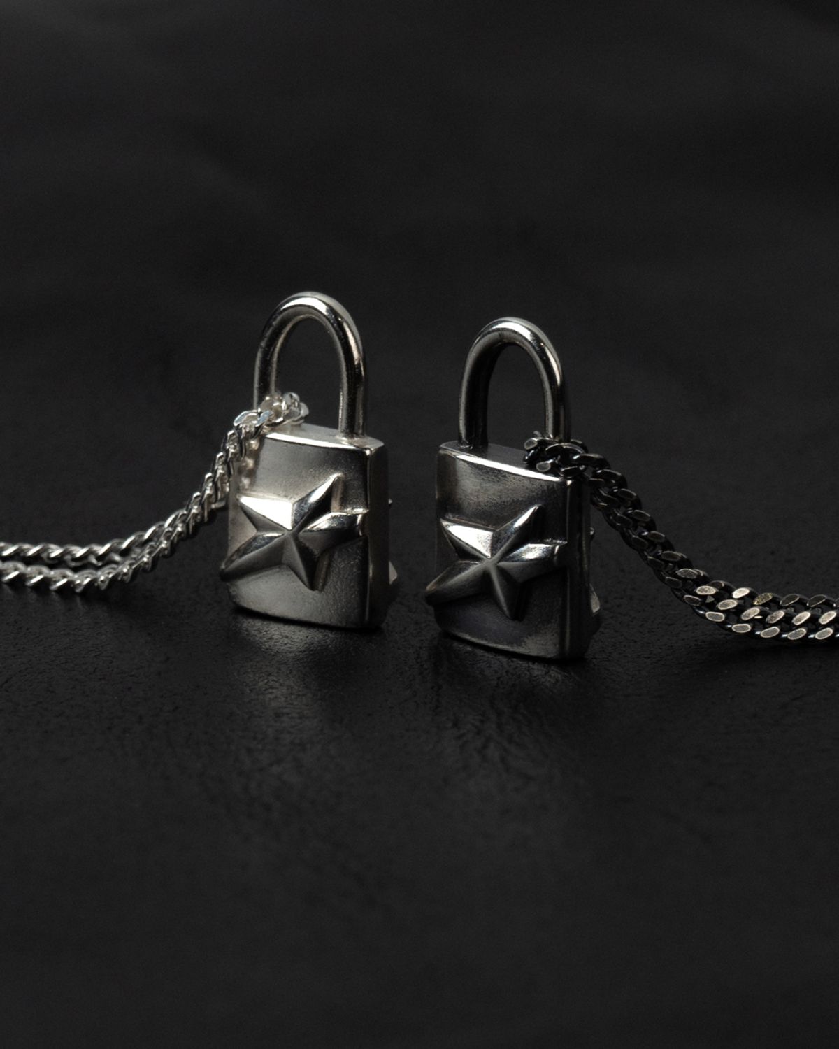 코어브라스(CORE BRASS) STAR LOCK PENDANT NECKLACE