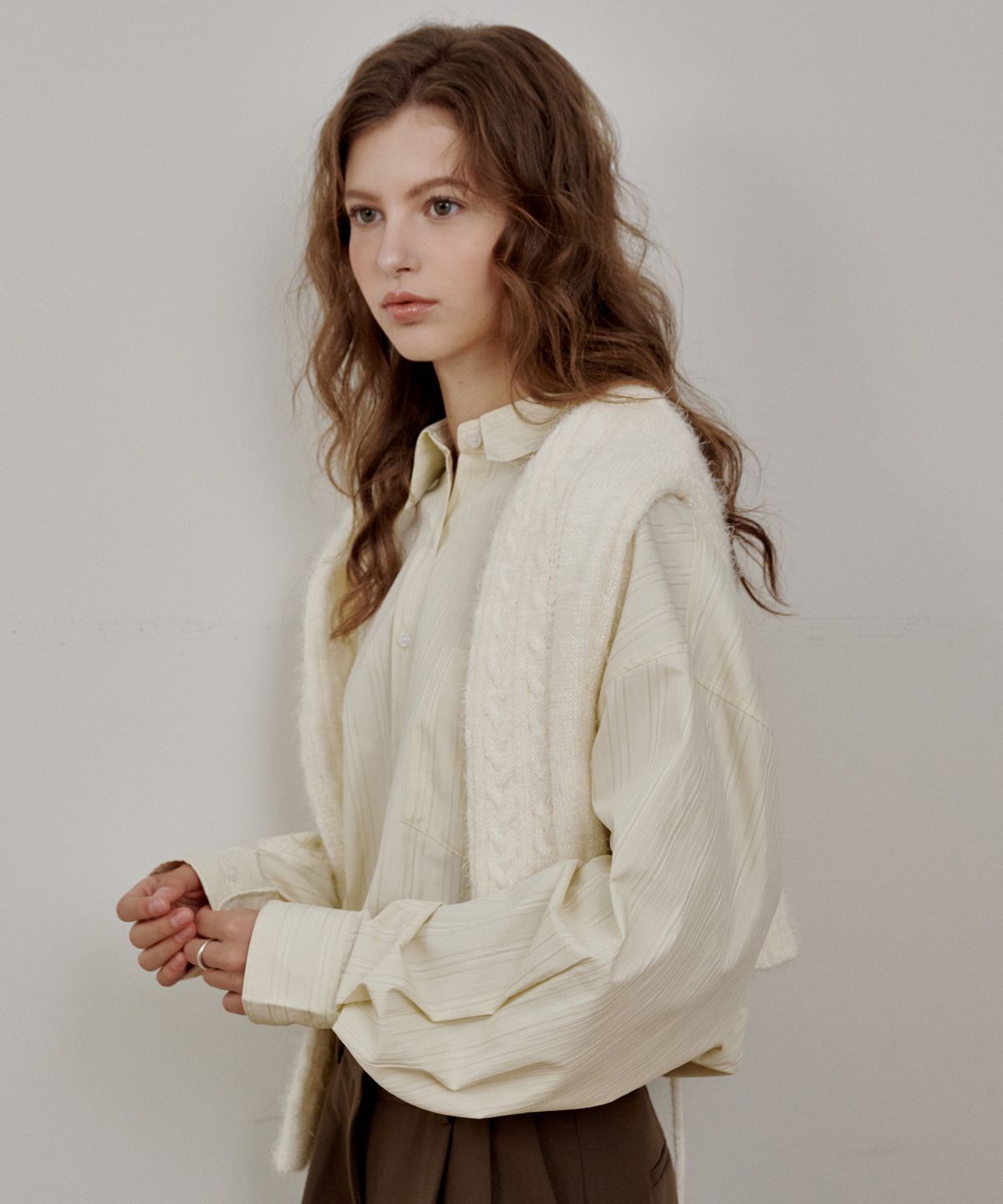 로시로우(LOSSYROW) Creamy Stripe Over Shirt Cream