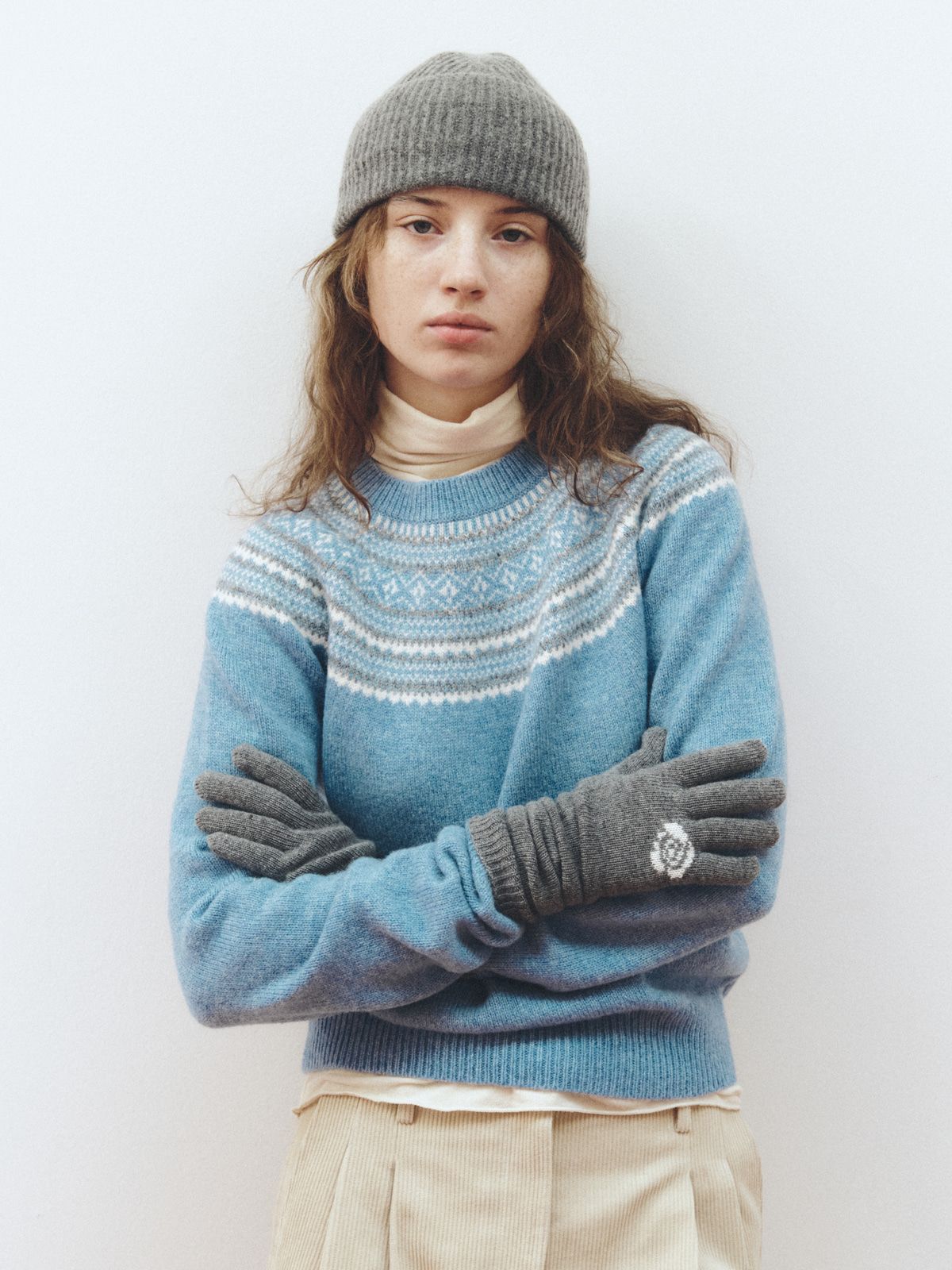 리플레인(REPLAIN) CASHMERE BLEND ROSE GLOVES_GREY